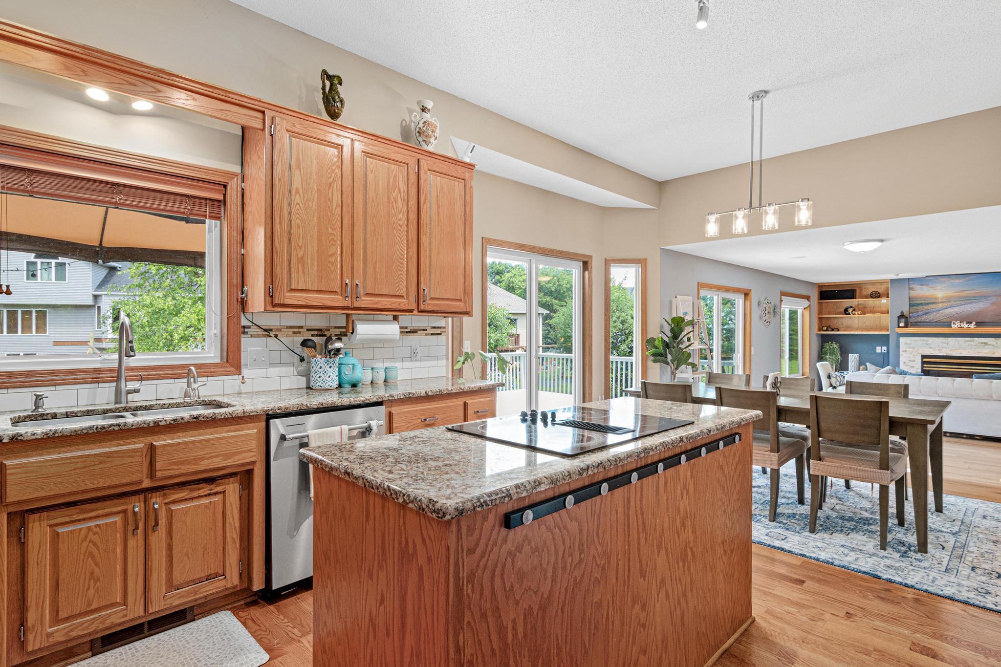 9832 Rosemill Circle N Property Photo 16
