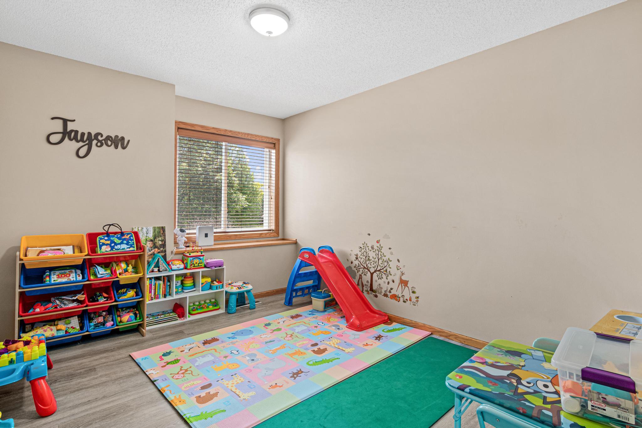 9832 Rosemill Circle N Property Photo 25