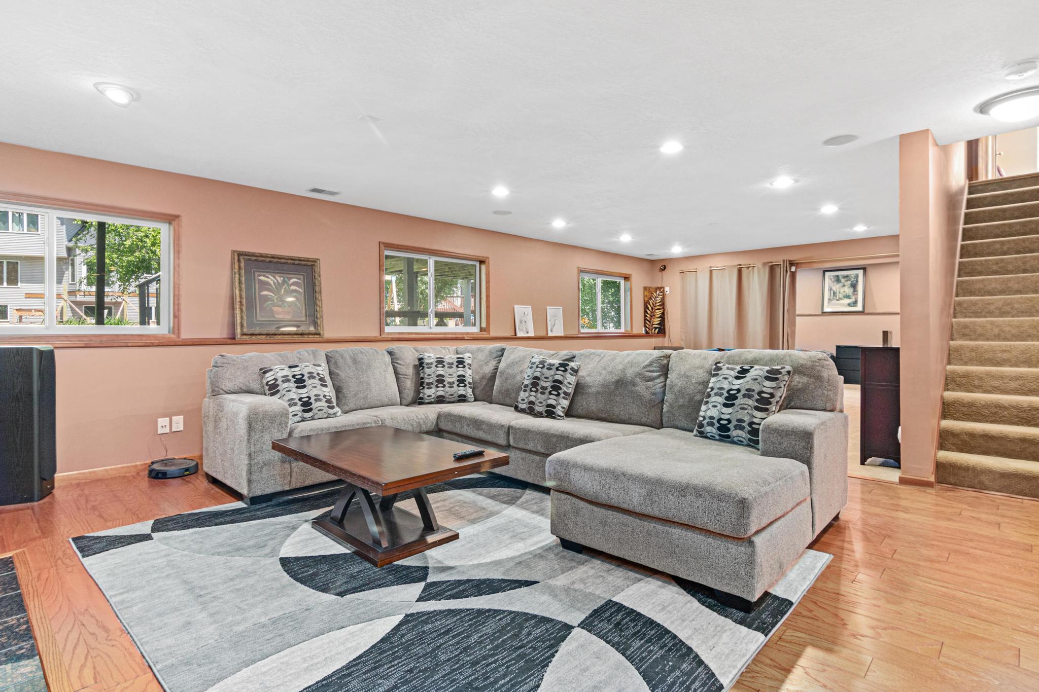 9832 Rosemill Circle N Property Photo 29