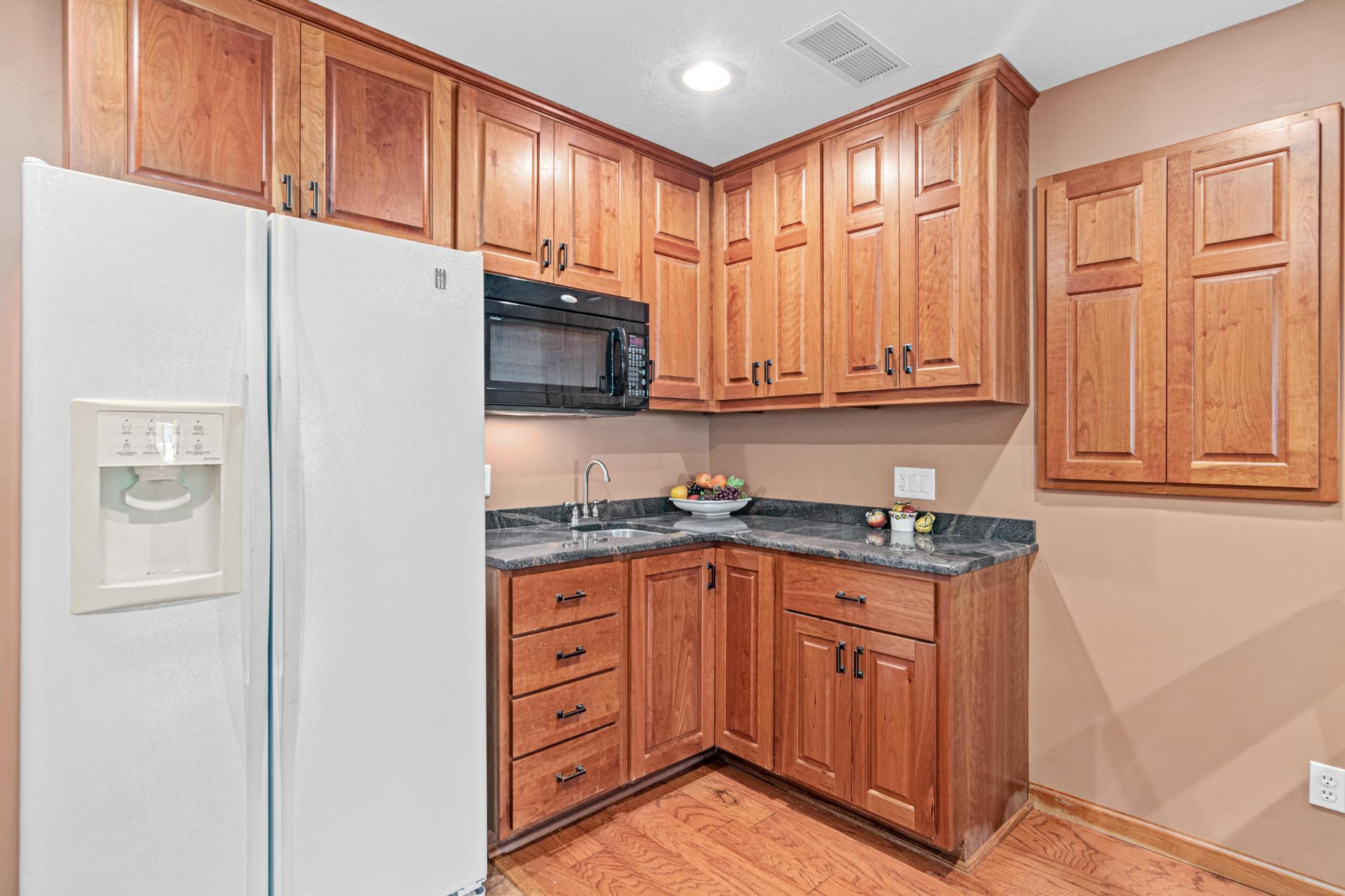 9832 Rosemill Circle N Property Photo 34