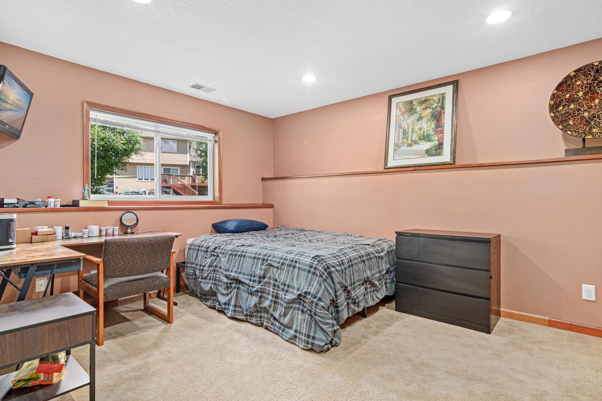 9832 Rosemill Circle N Property Photo 35