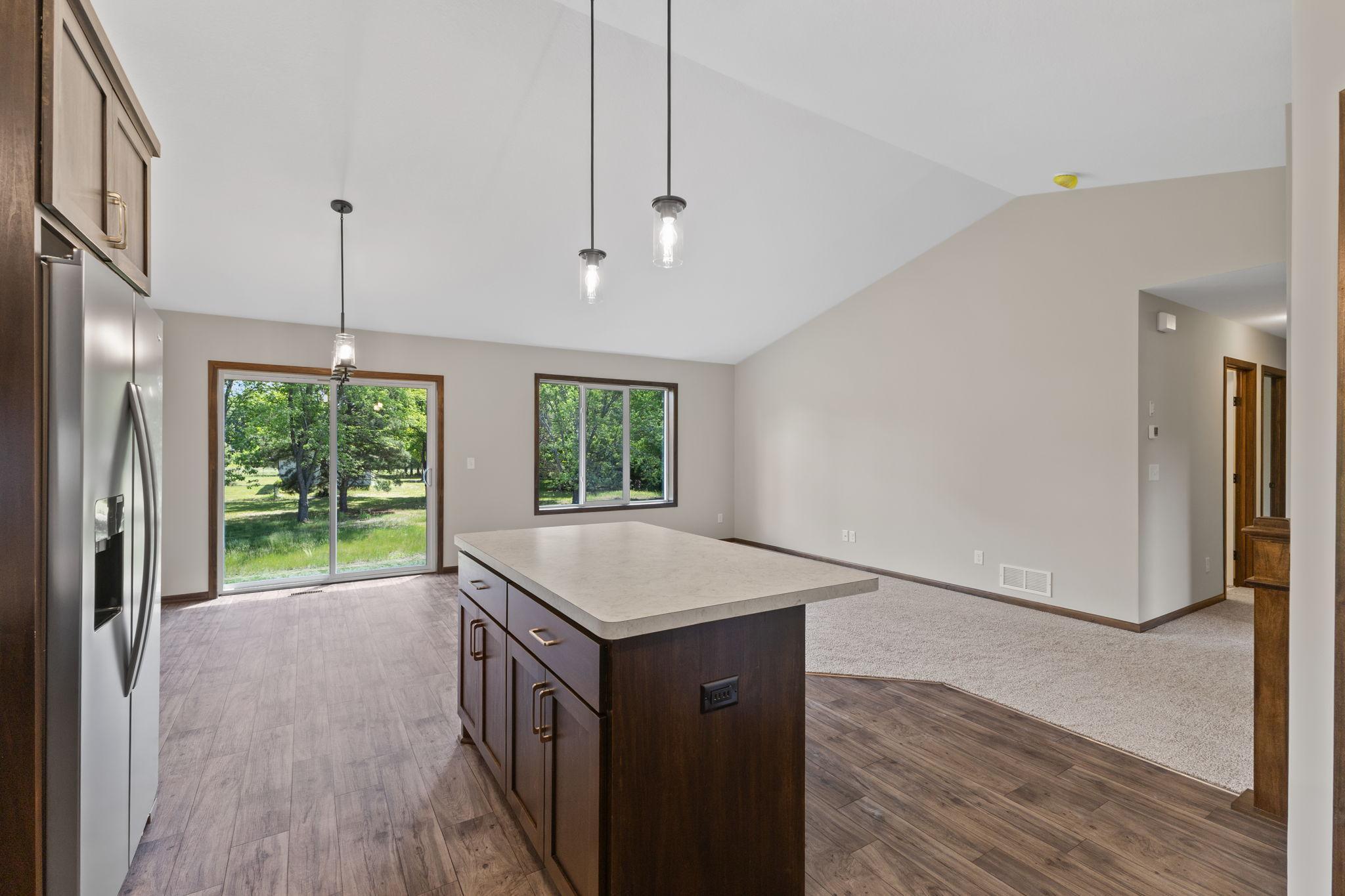 520 Lois Lane Property Photo 11