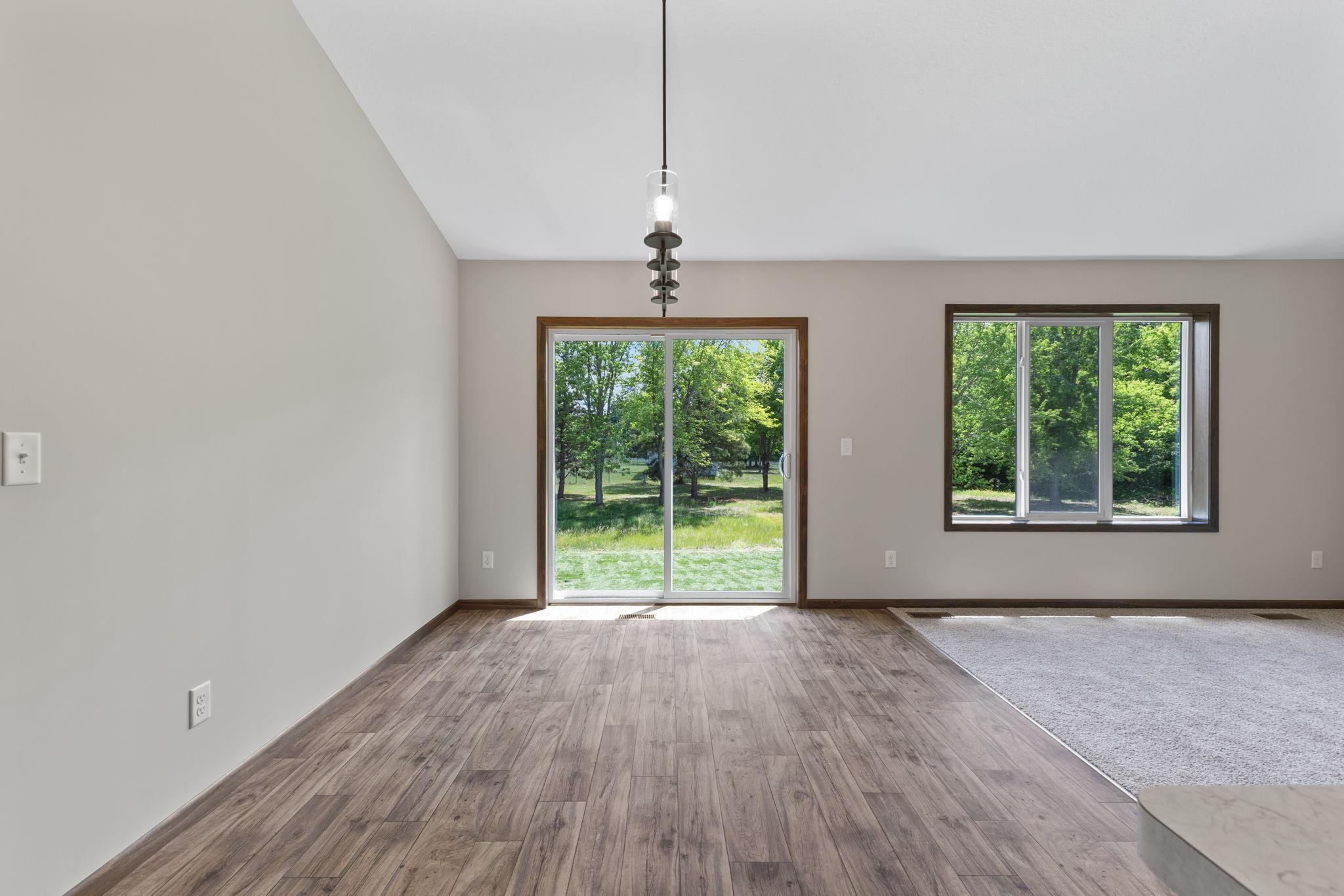 520 Lois Lane Property Photo 12