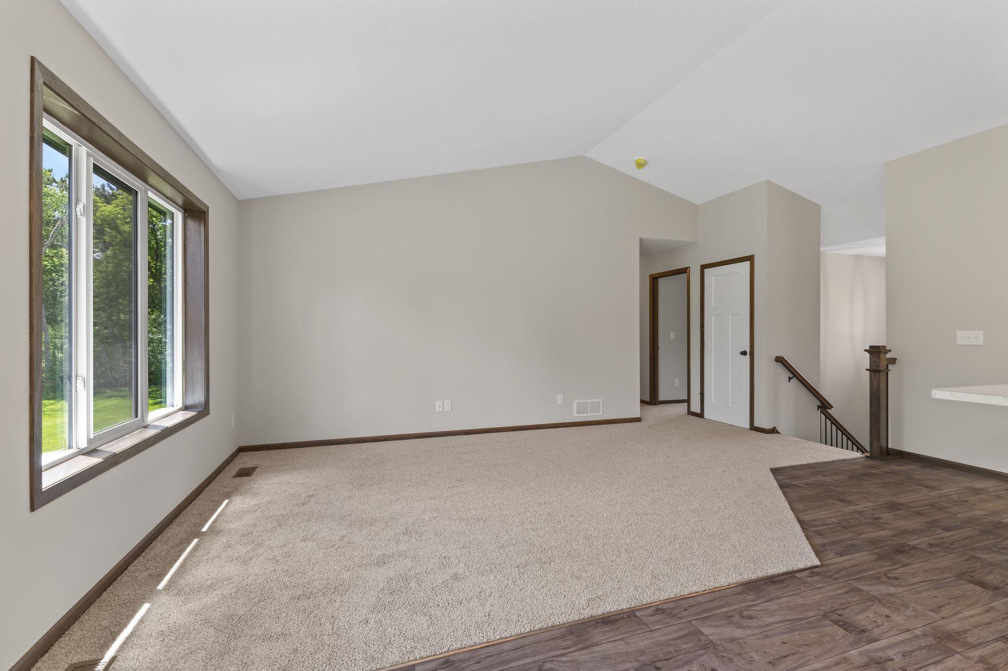 520 Lois Lane Property Photo 13