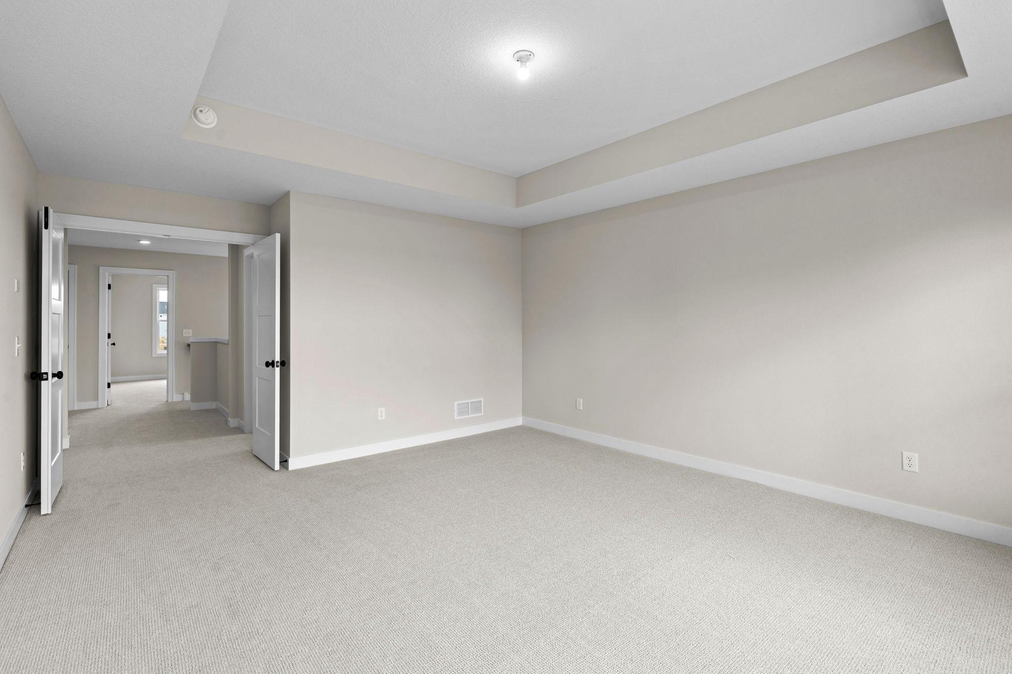 3779 Knightsbridge Lane N Property Photo 26