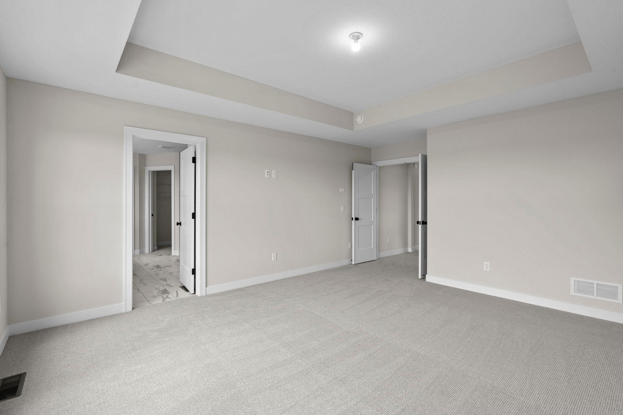 3779 Knightsbridge Lane N Property Photo 28