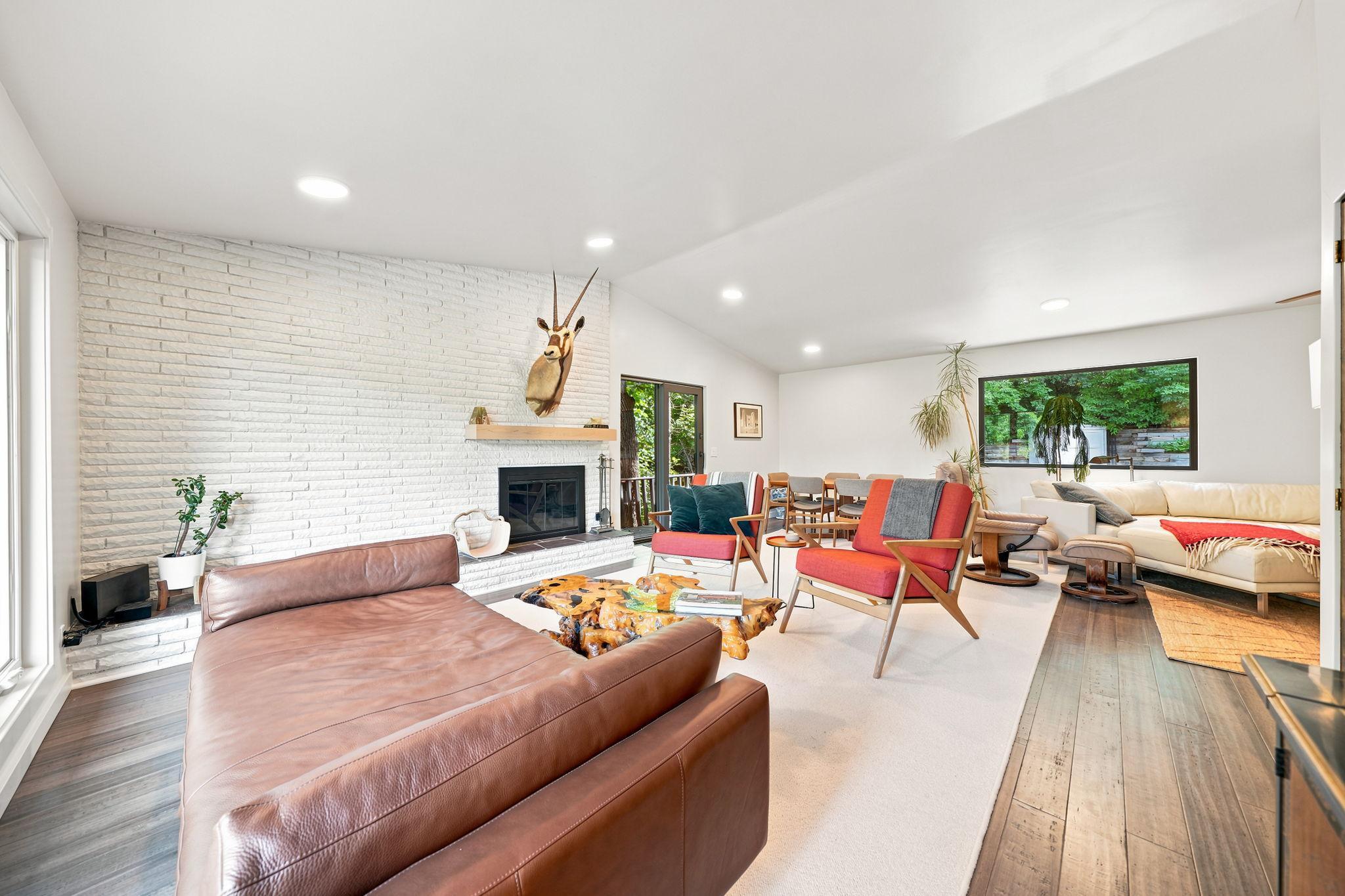 138 Chaparral Drive Property Photo 3