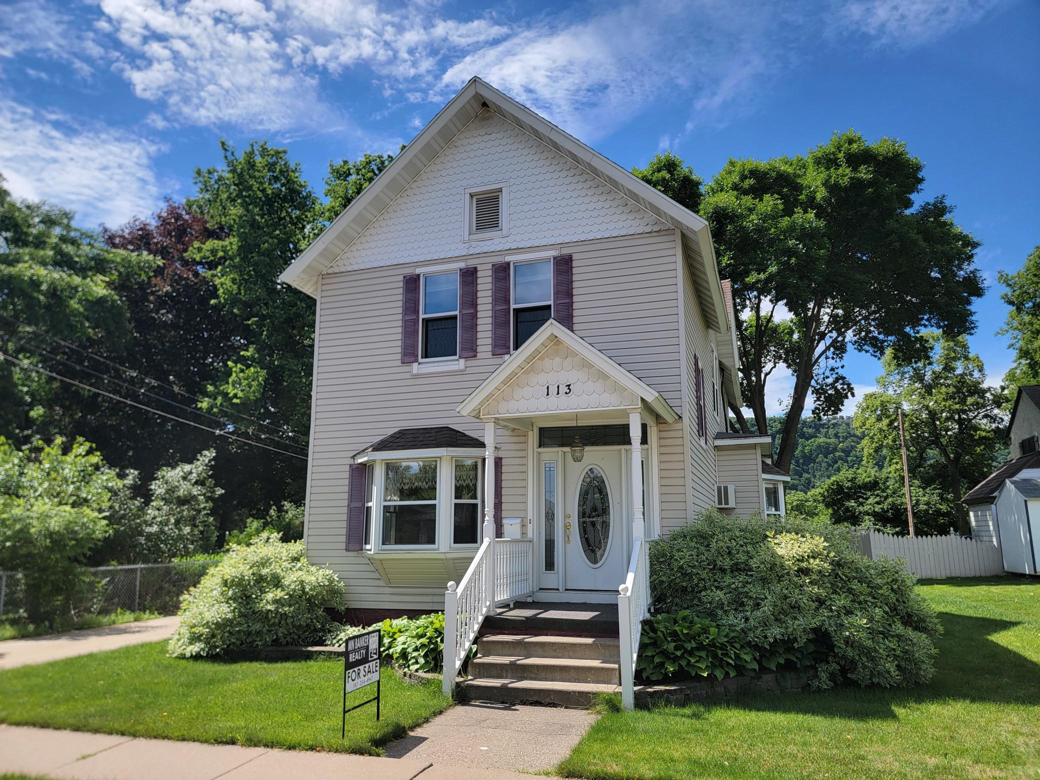 113 E Sarnia Street Property Photo 1