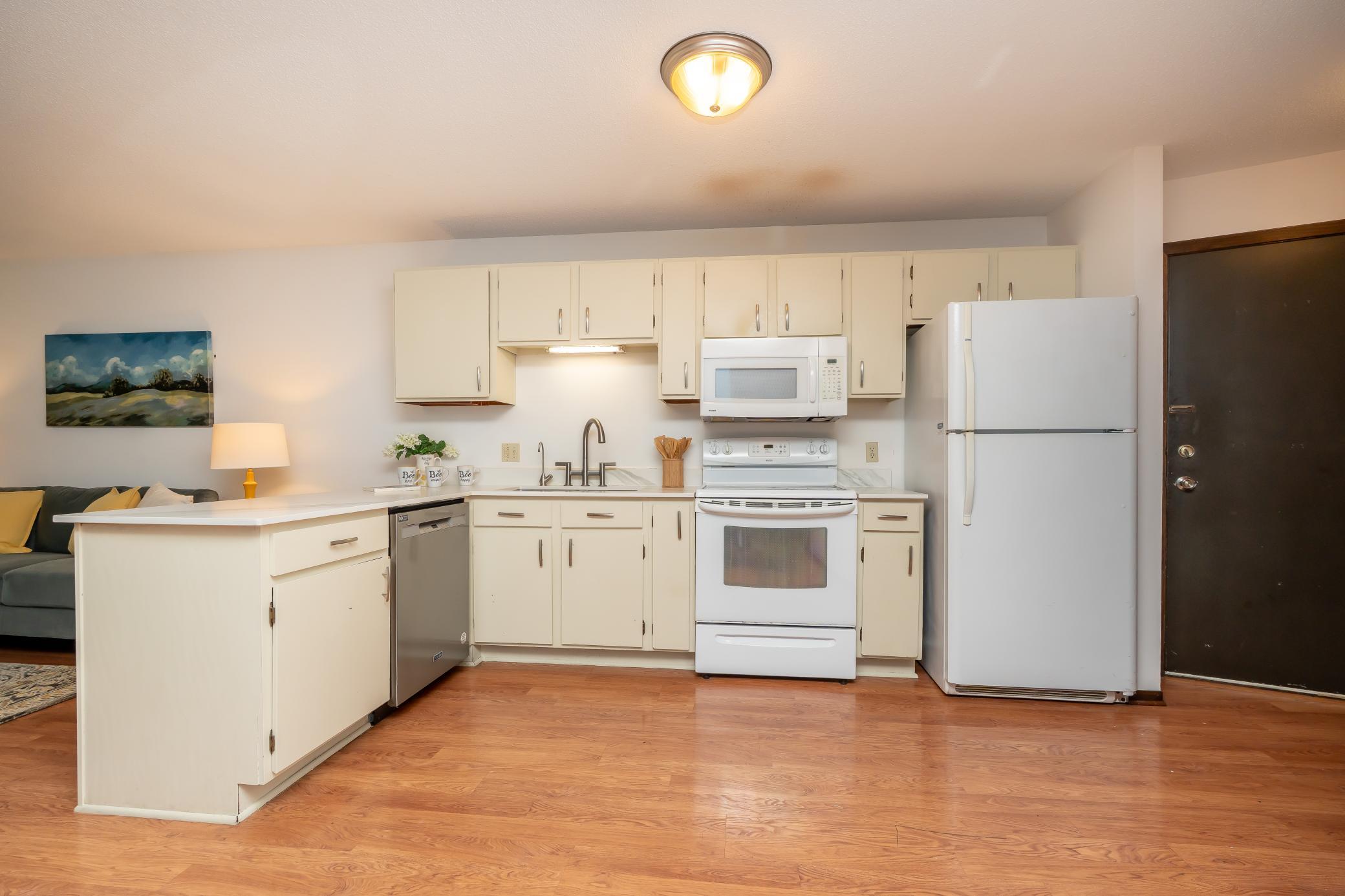 175 County Road B2 E 429 Property Photo 2