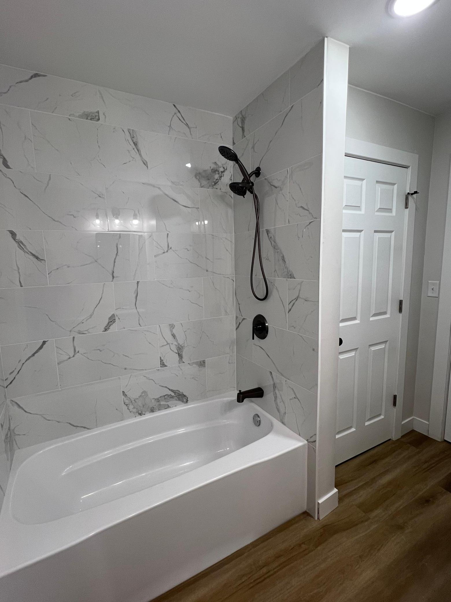 1405 W Clark Street Property Photo 25