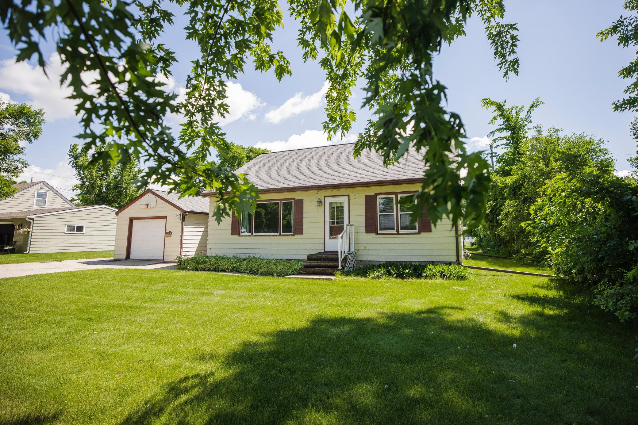 1006 Poughkeepsie Avenue Property Photo 2