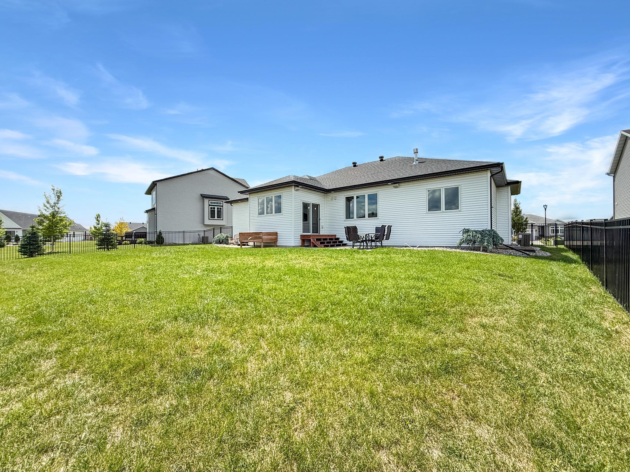 3620 Cordova Loop S Property Photo 6