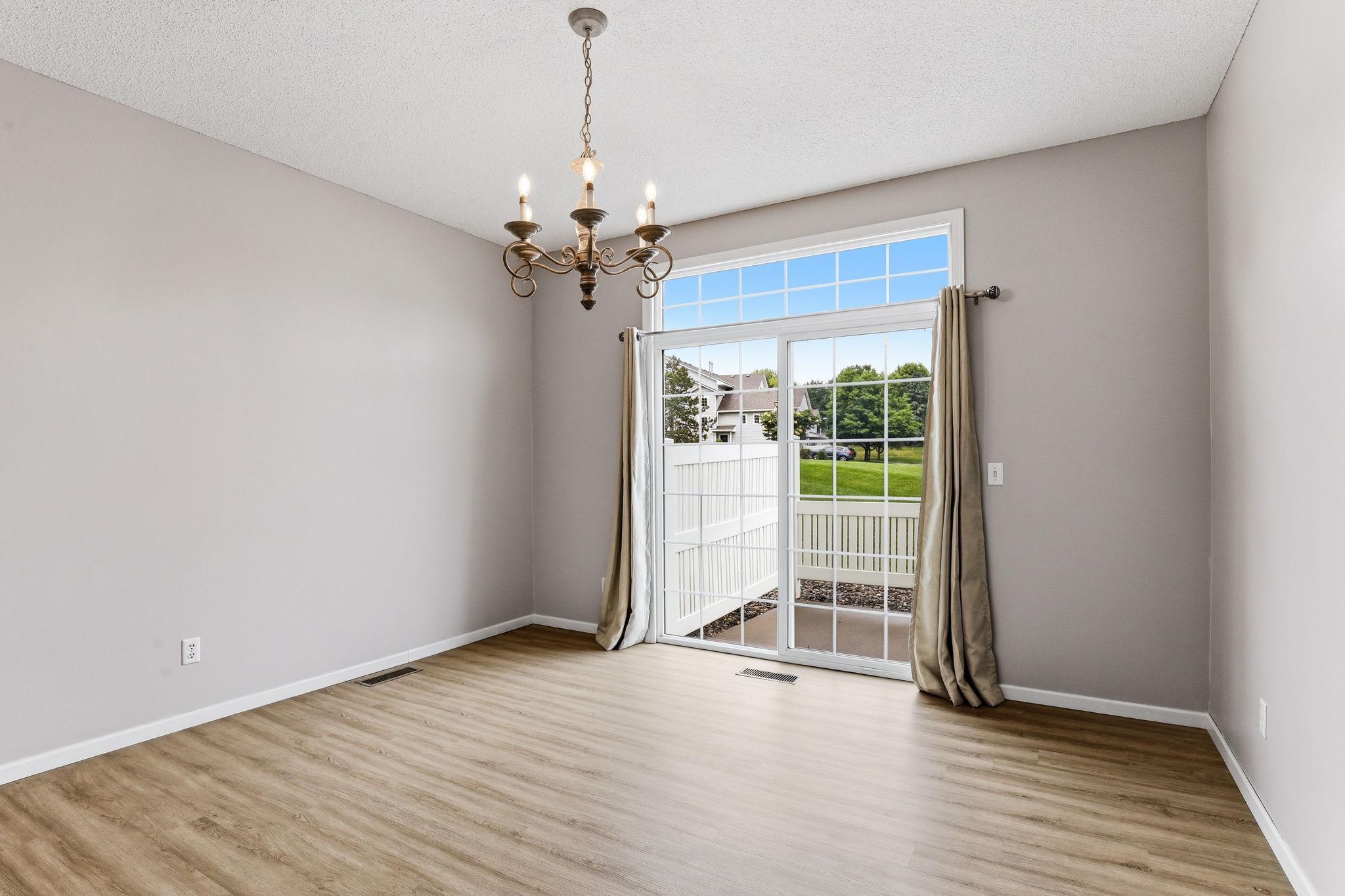 3128 Juniper Lane E Property Photo 6