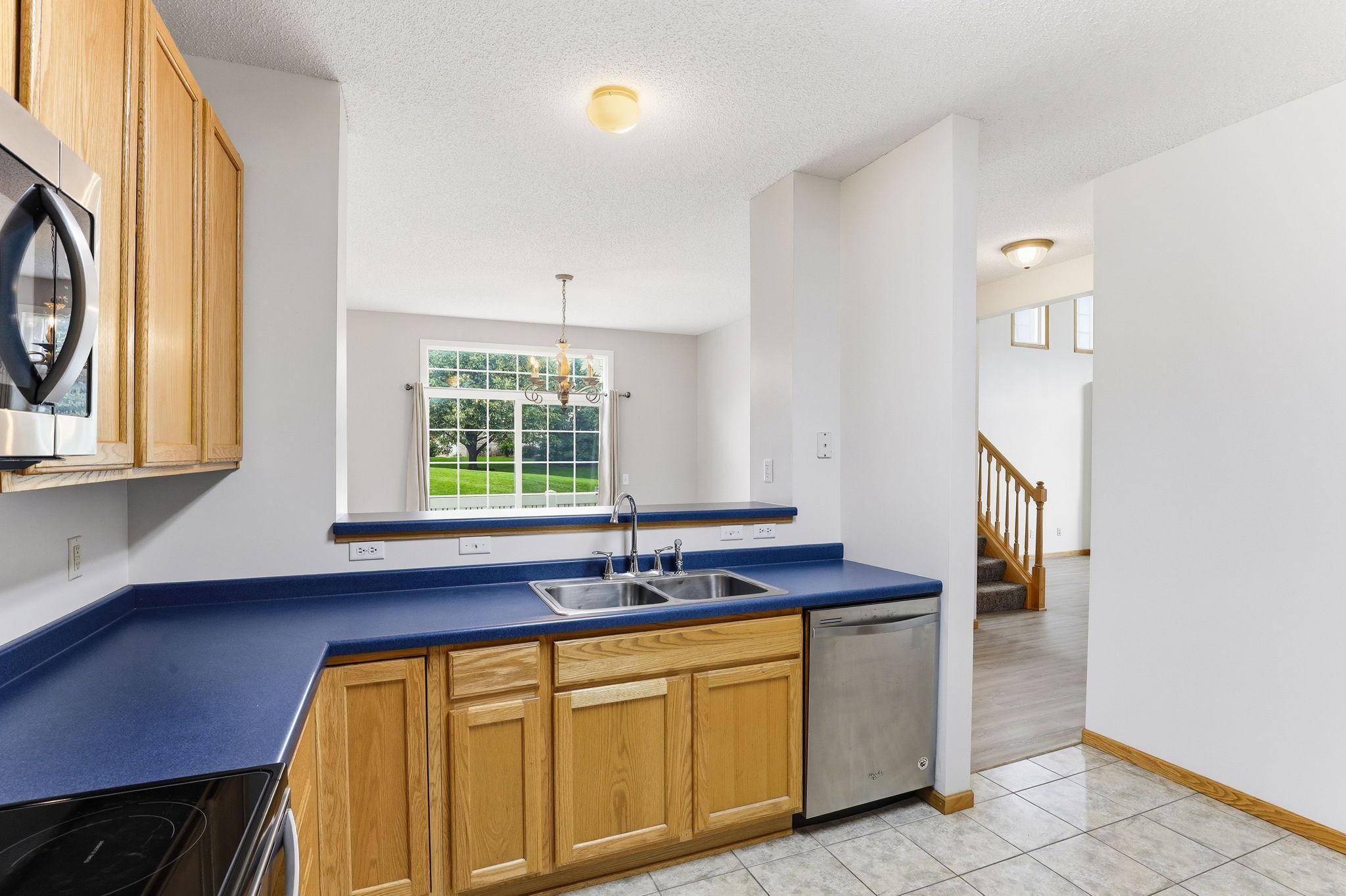3128 Juniper Lane E Property Photo 10