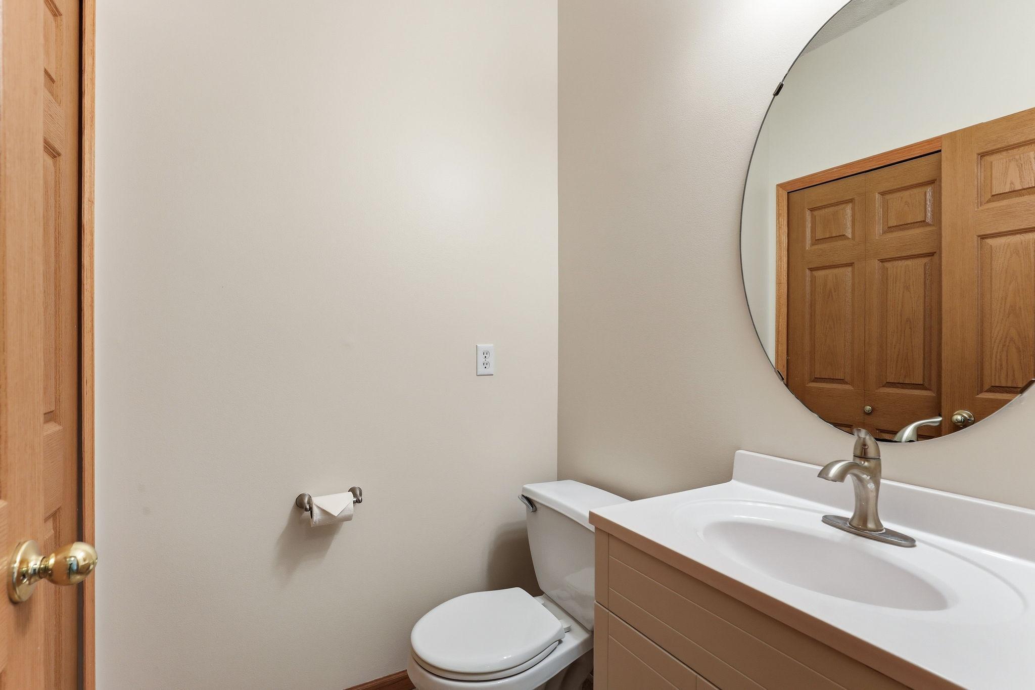 3128 Juniper Lane E Property Photo 11