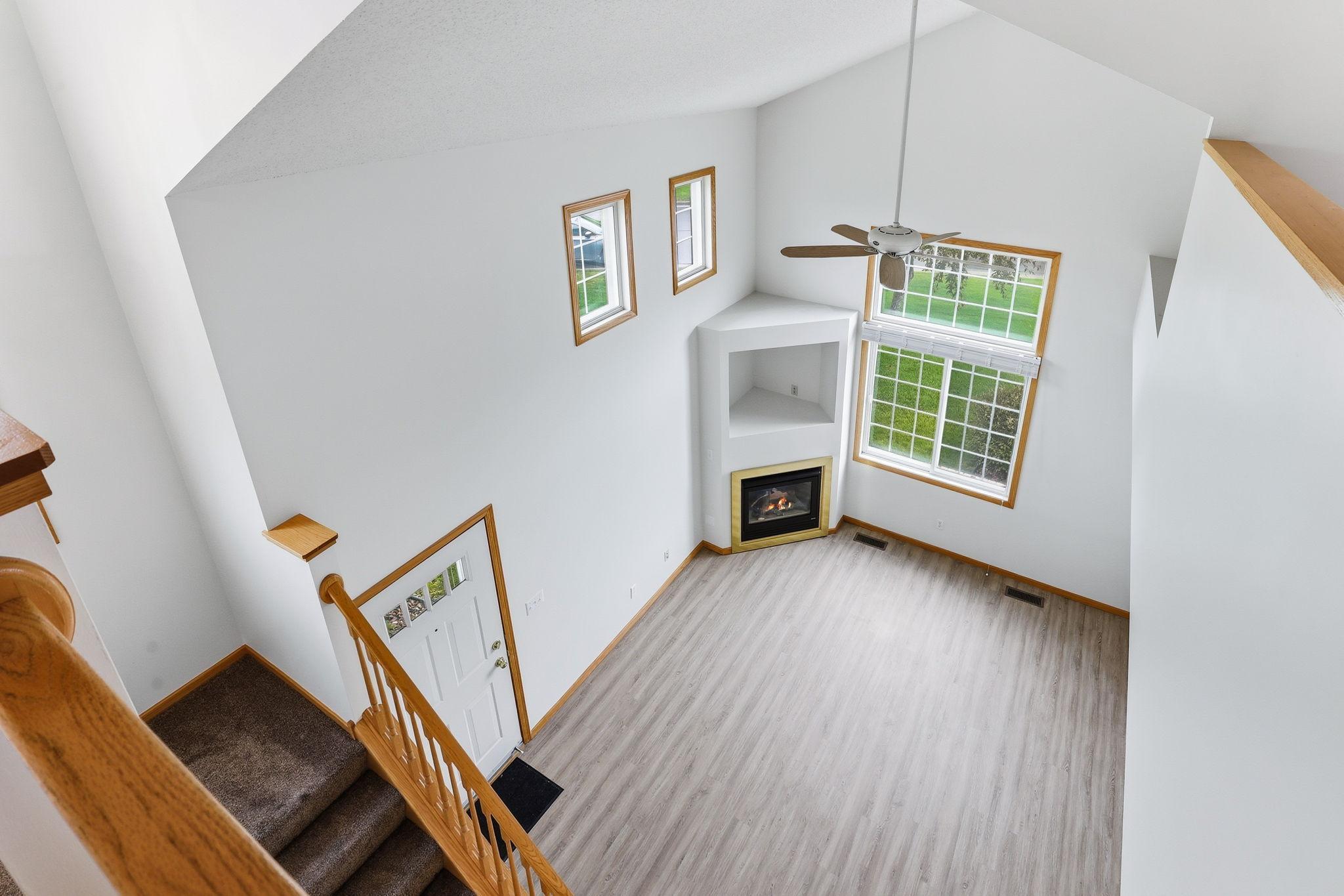 3128 Juniper Lane E Property Photo 13