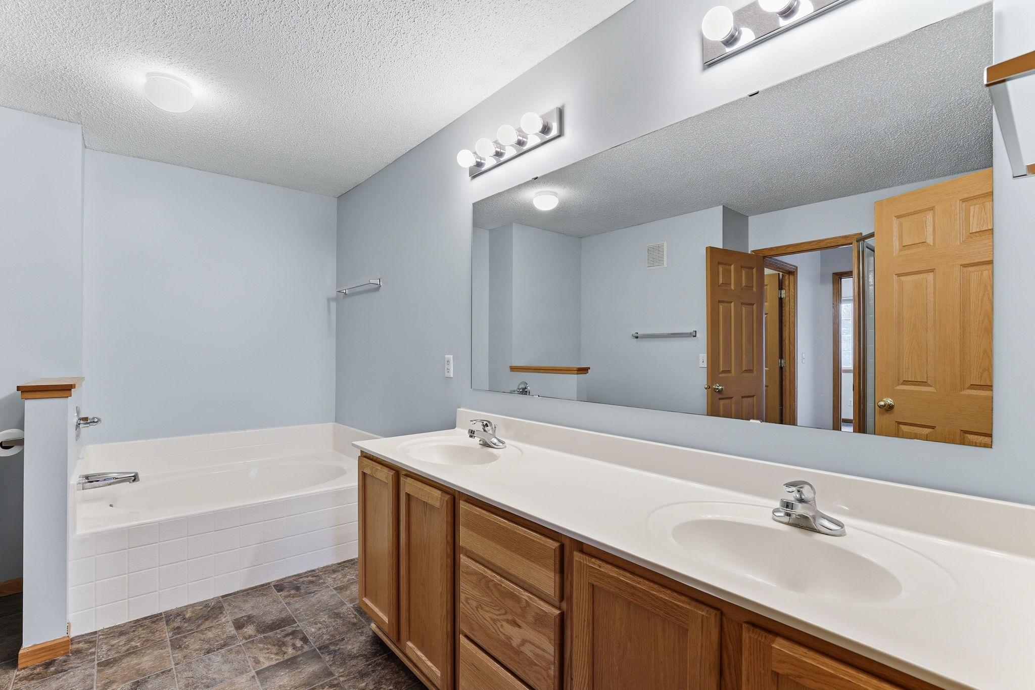 3128 Juniper Lane E Property Photo 20