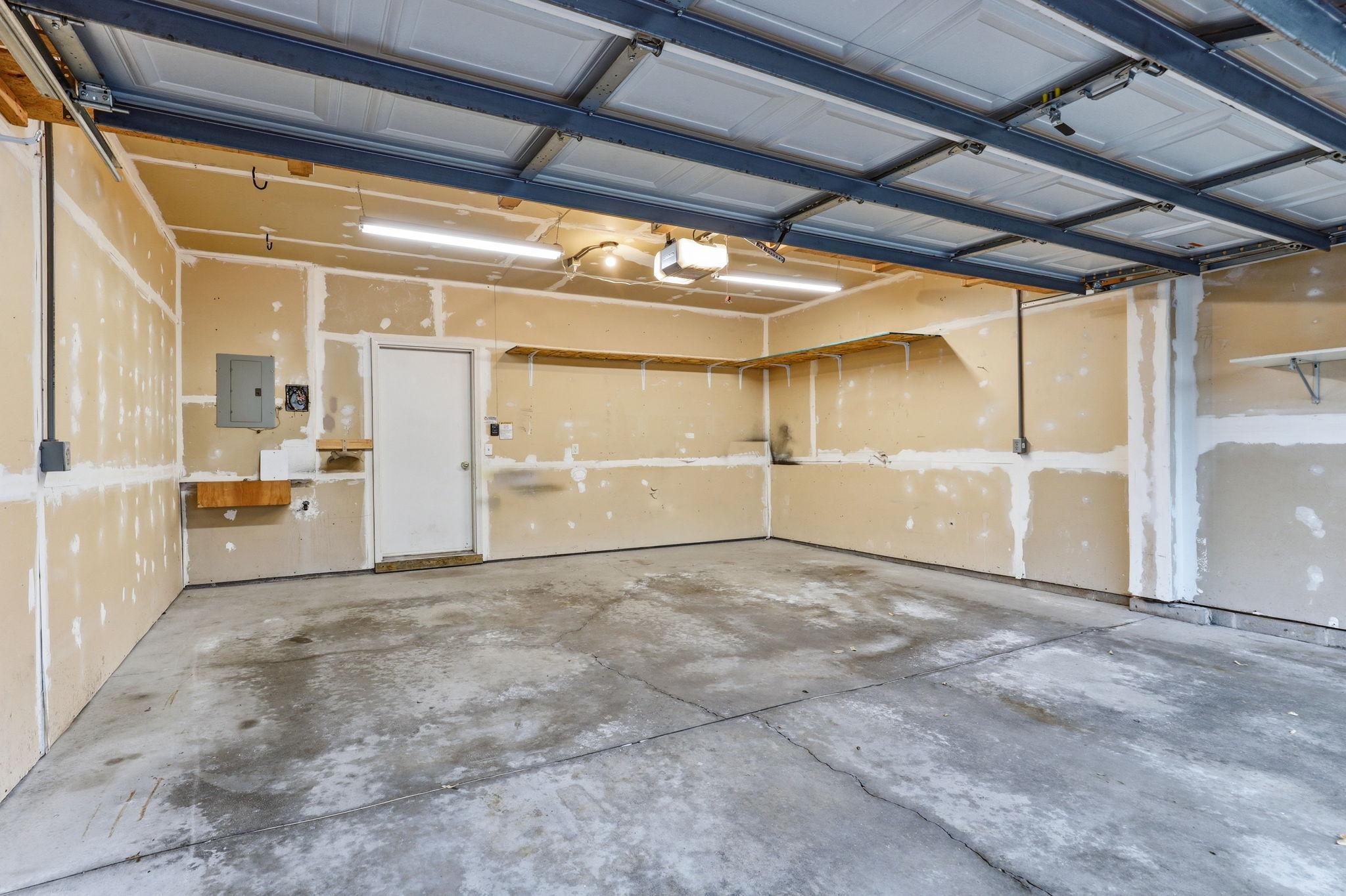 3128 Juniper Lane E Property Photo 27