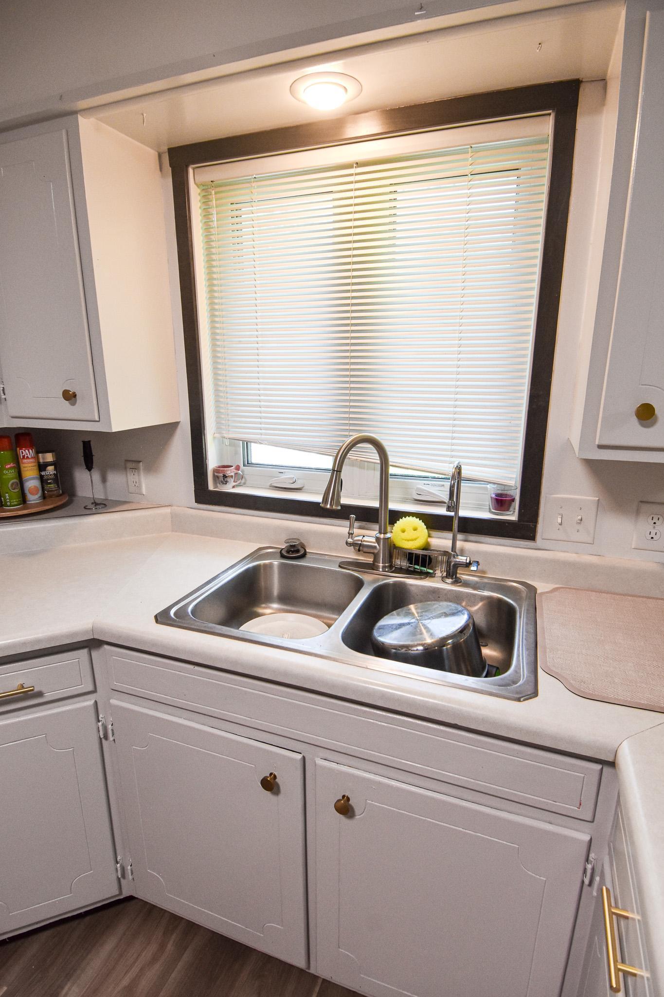 718 Stephen Avenue Property Photo 16