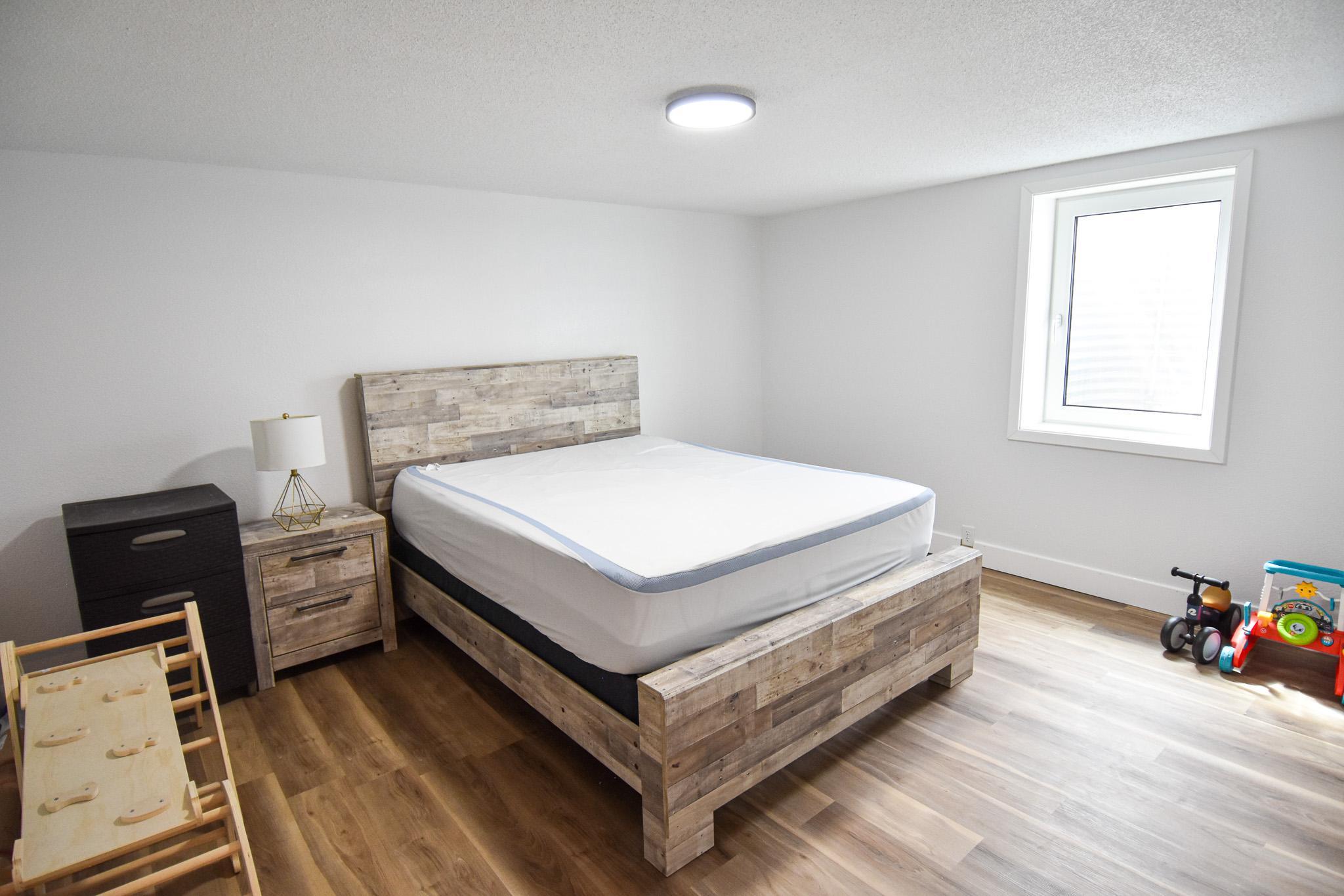 718 Stephen Avenue Property Photo 45