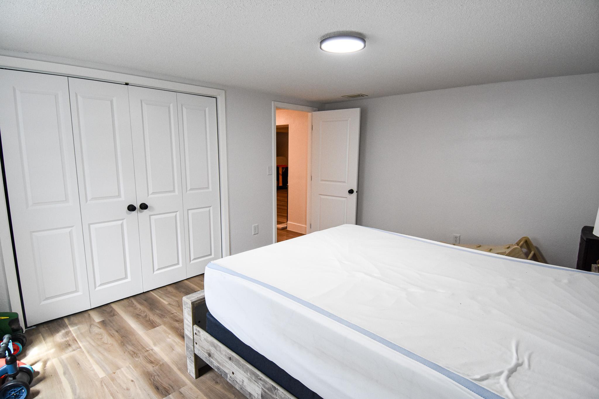 718 Stephen Avenue Property Photo 46