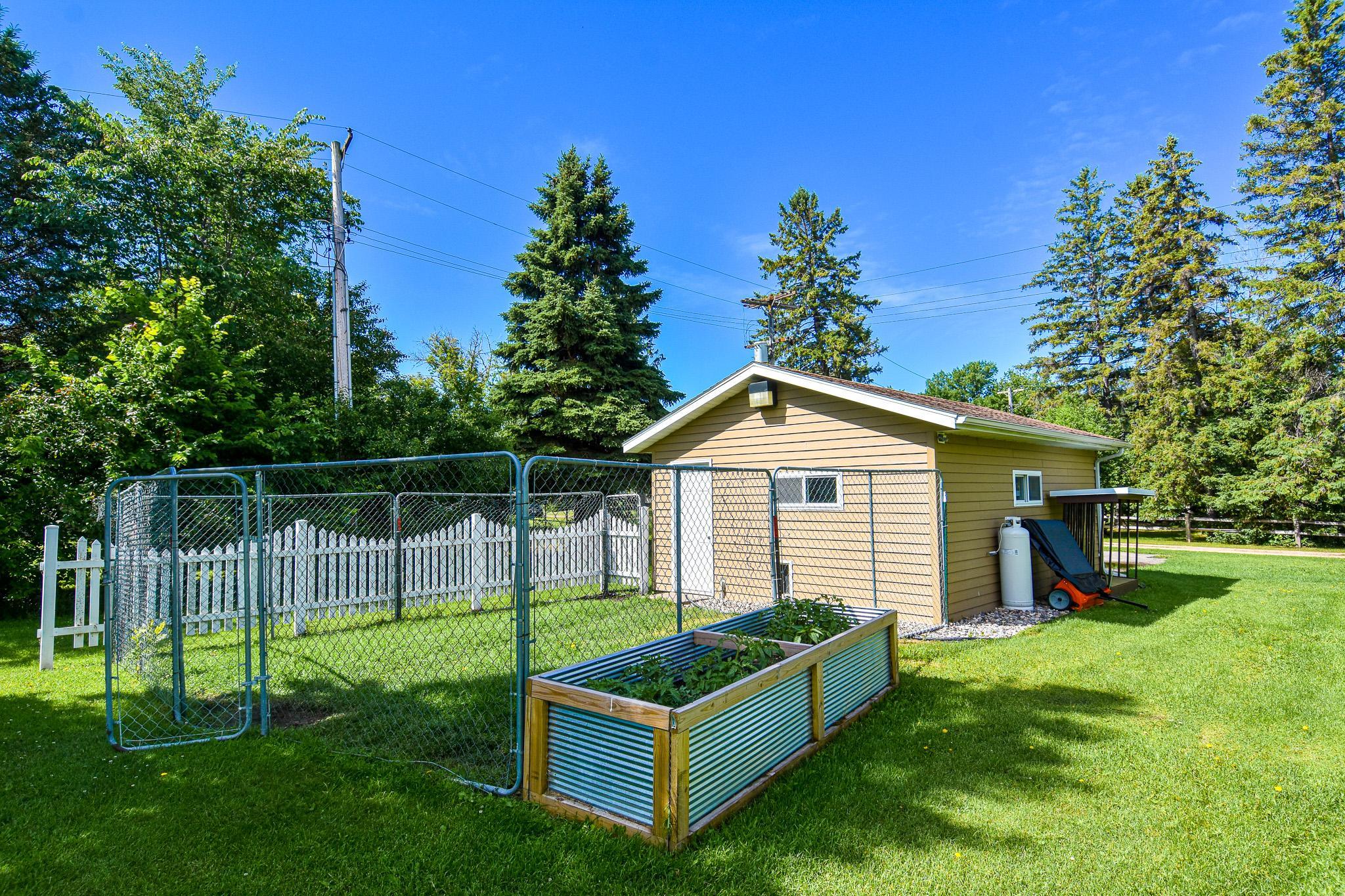 718 Stephen Avenue Property Photo 54