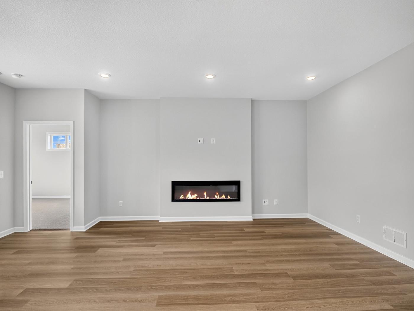 11368 Minnesota Court N Property Photo 14