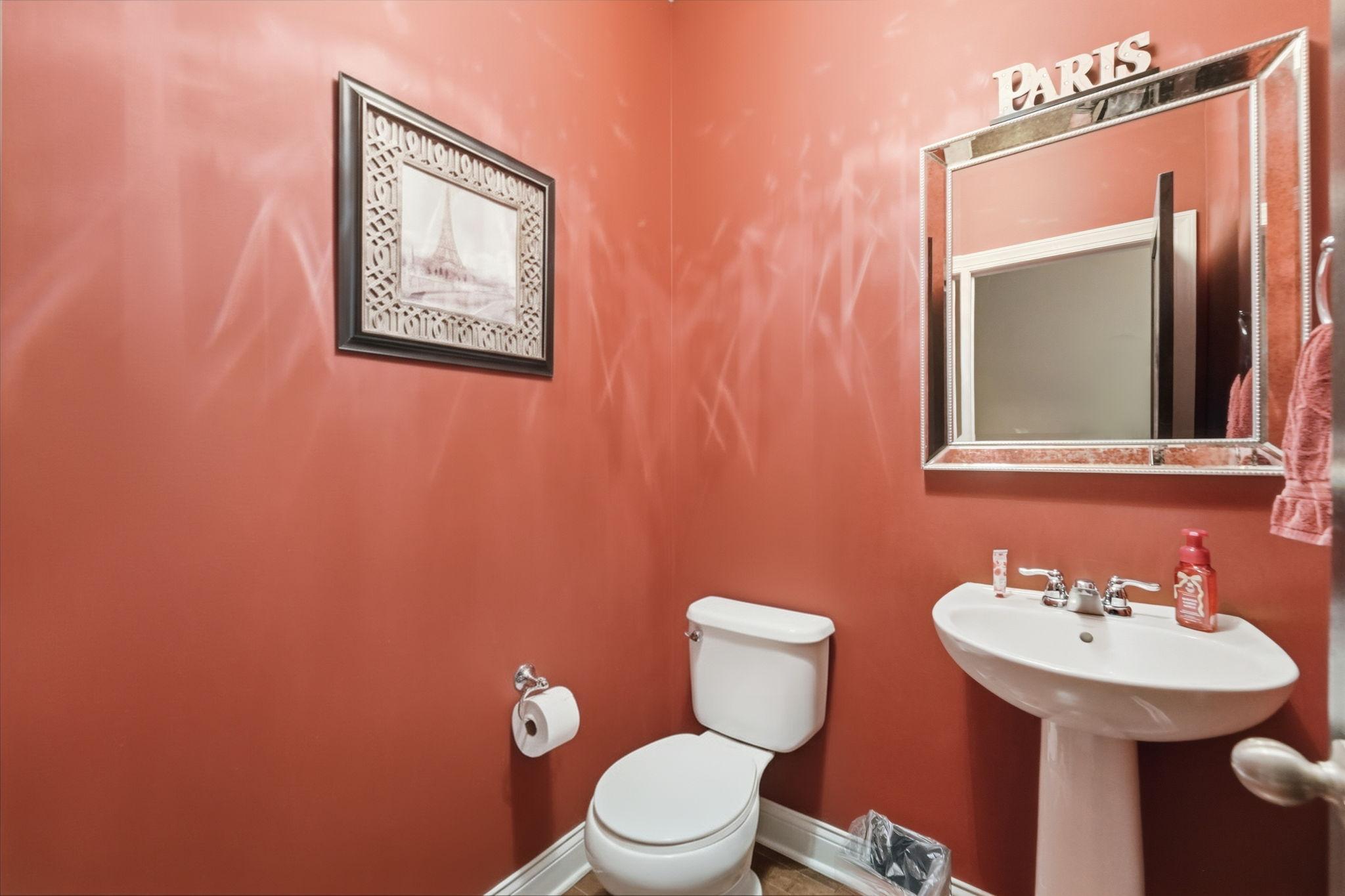 6975 Kimberly Court N Property Photo 11