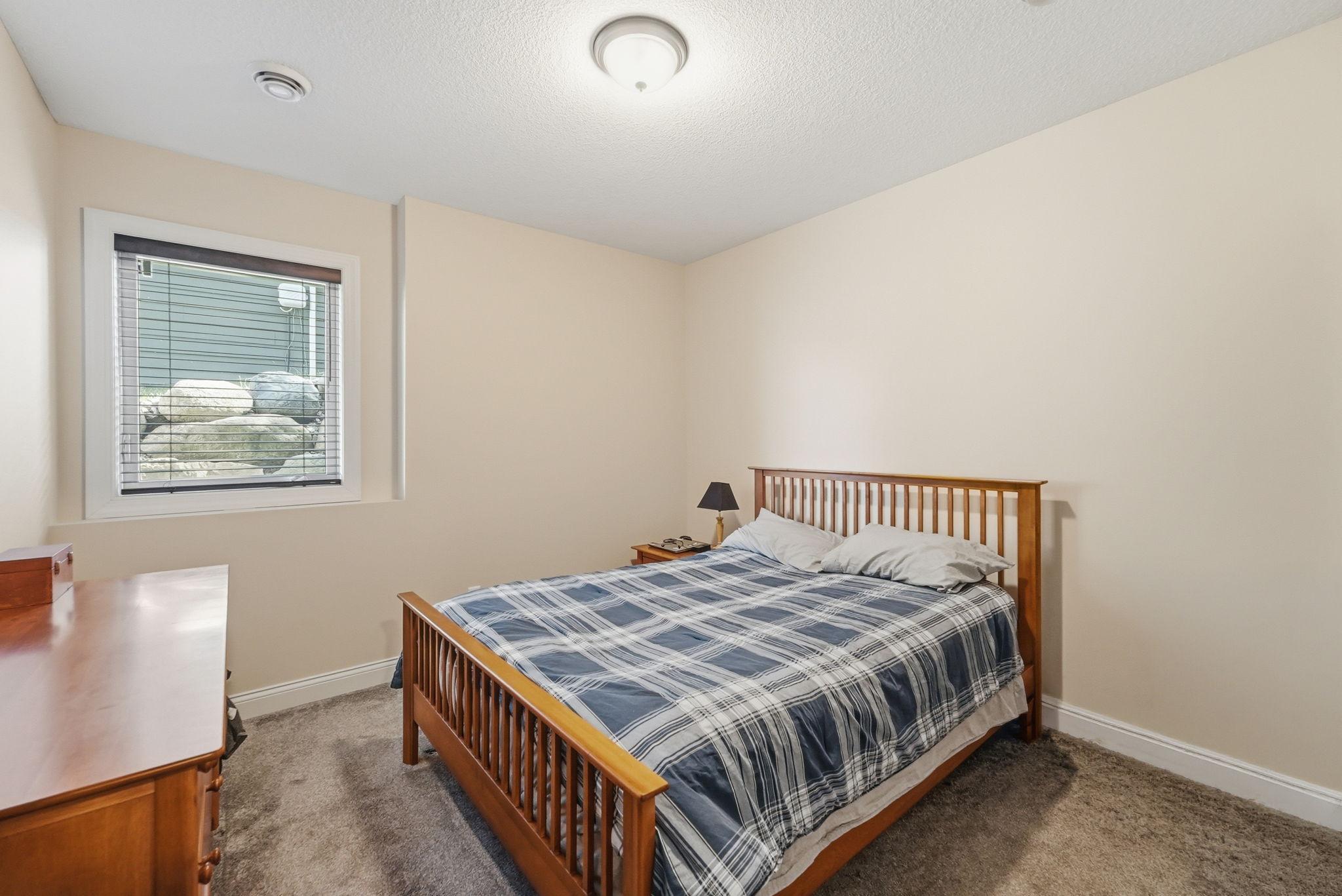 6975 Kimberly Court N Property Photo 14