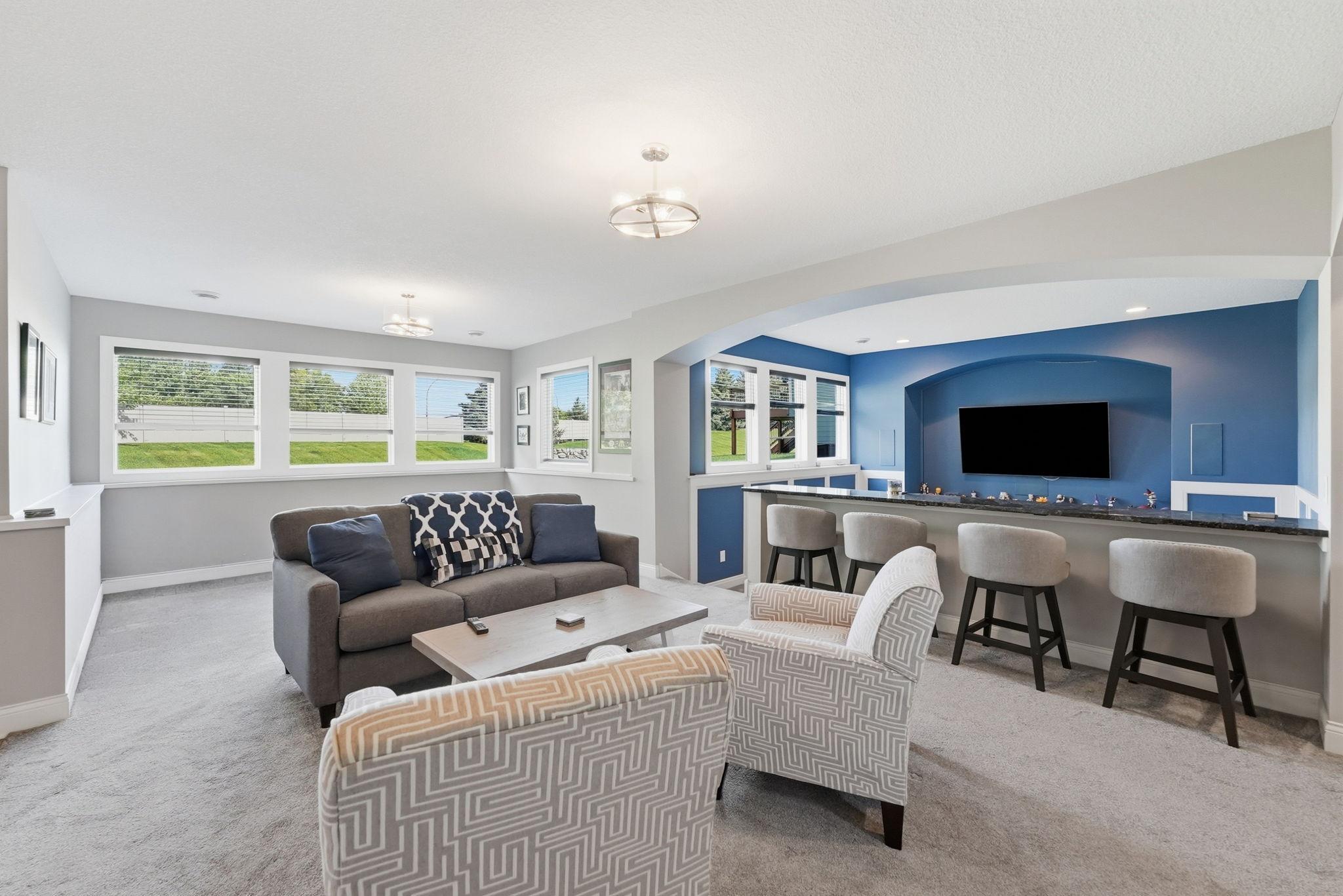 6975 Kimberly Court N Property Photo 17