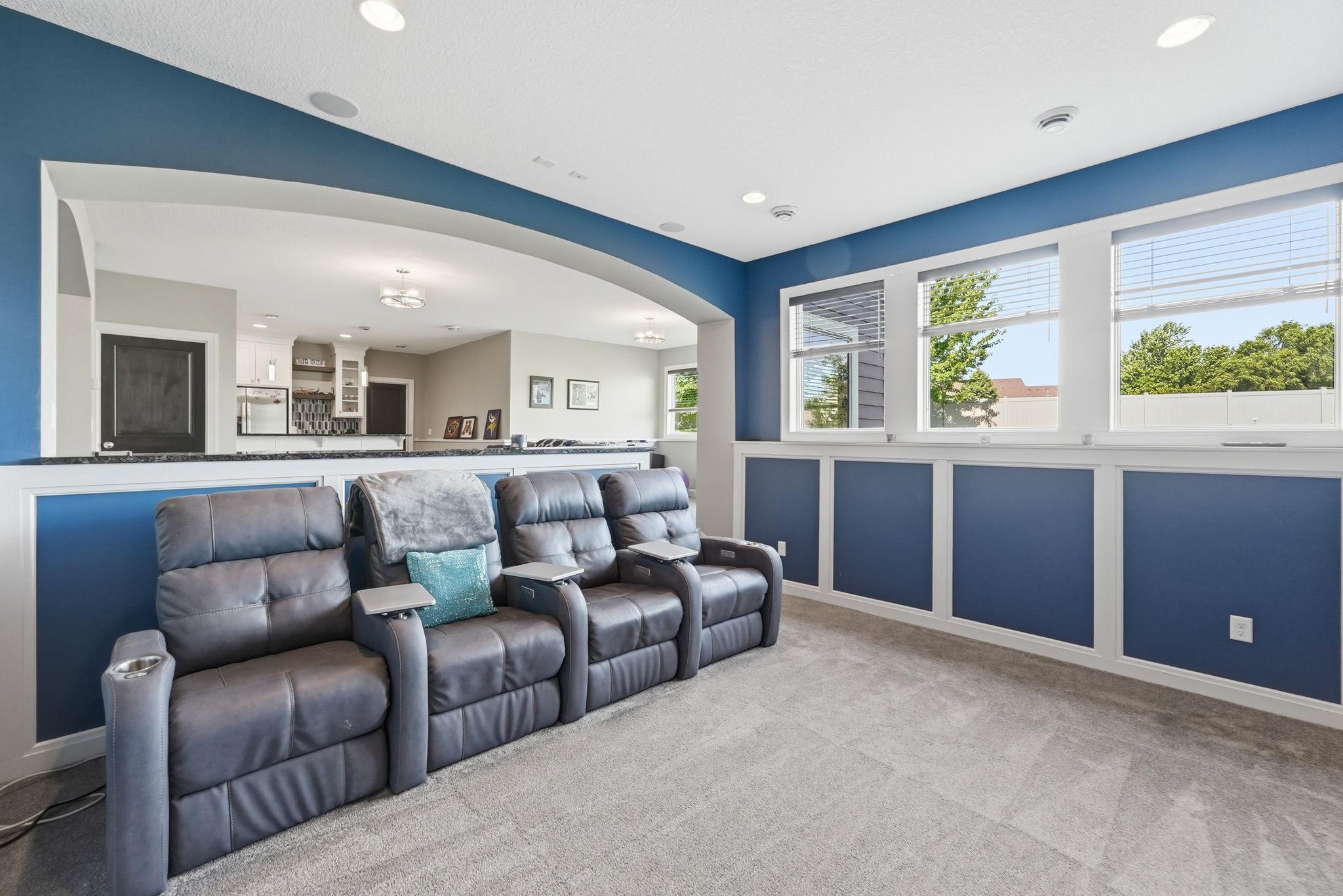 6975 Kimberly Court N Property Photo 20