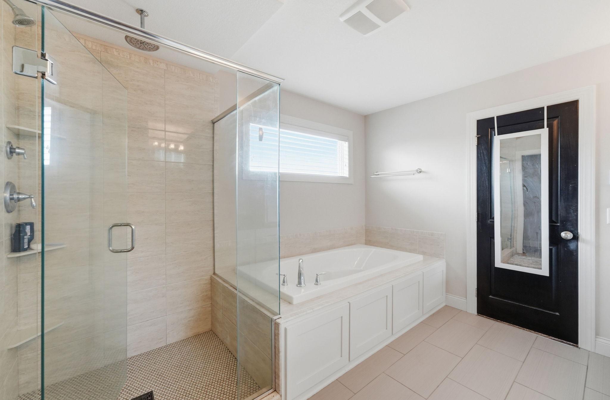 6975 Kimberly Court N Property Photo 28