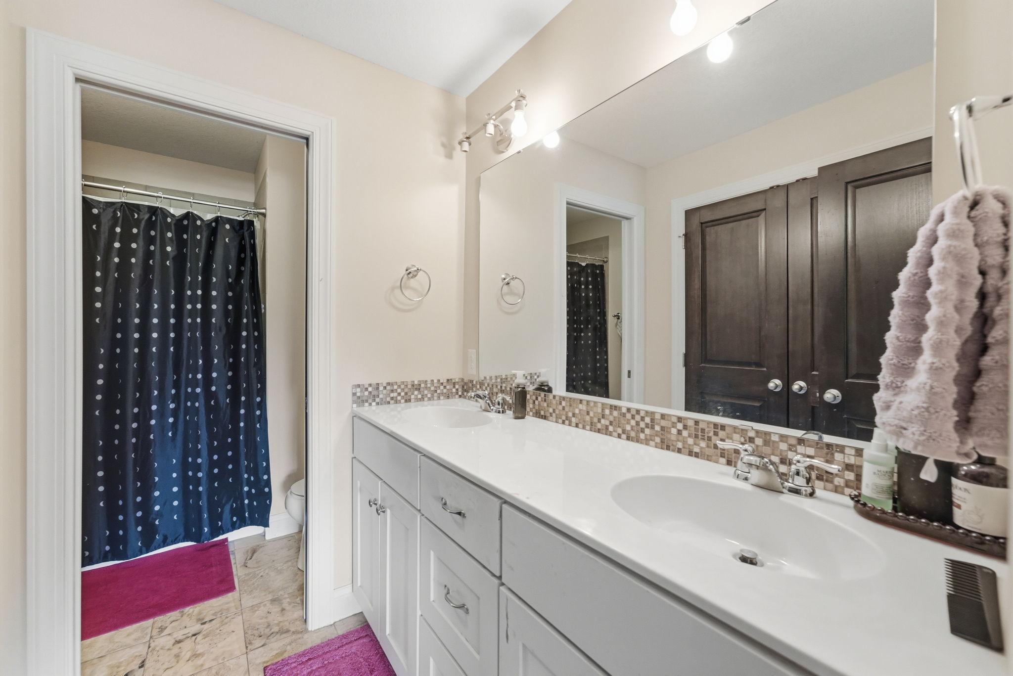 6975 Kimberly Court N Property Photo 30