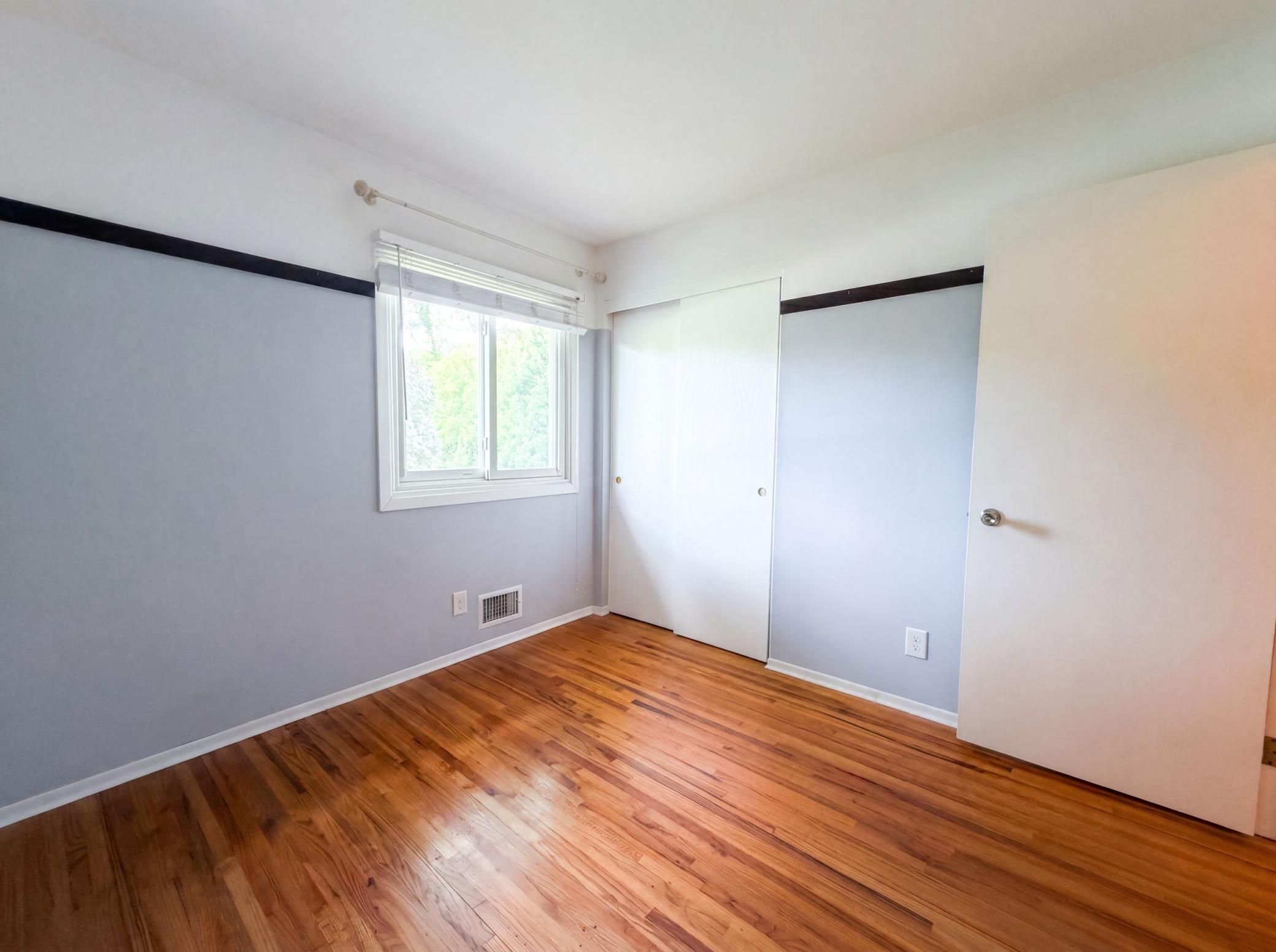 18220 Duck Lake Trail Property Photo 4