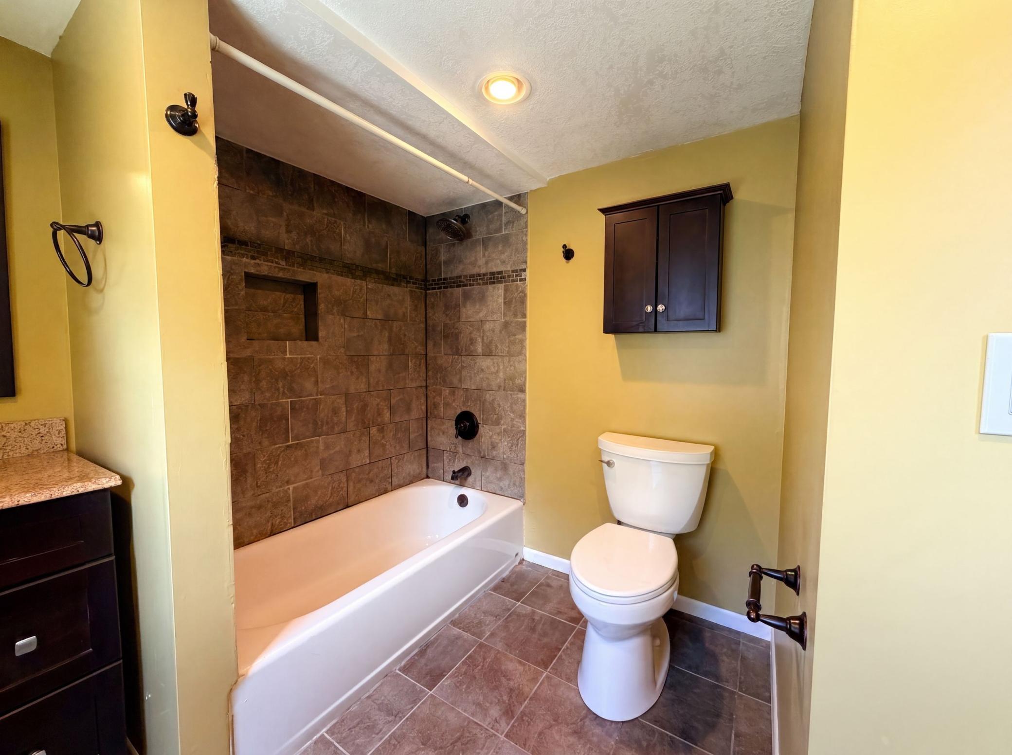 18220 Duck Lake Trail Property Photo 14