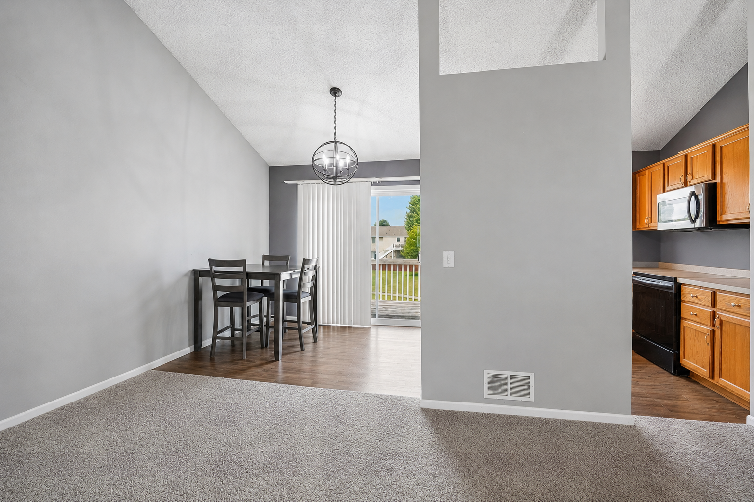 1113 Hickory Street Property Photo 9