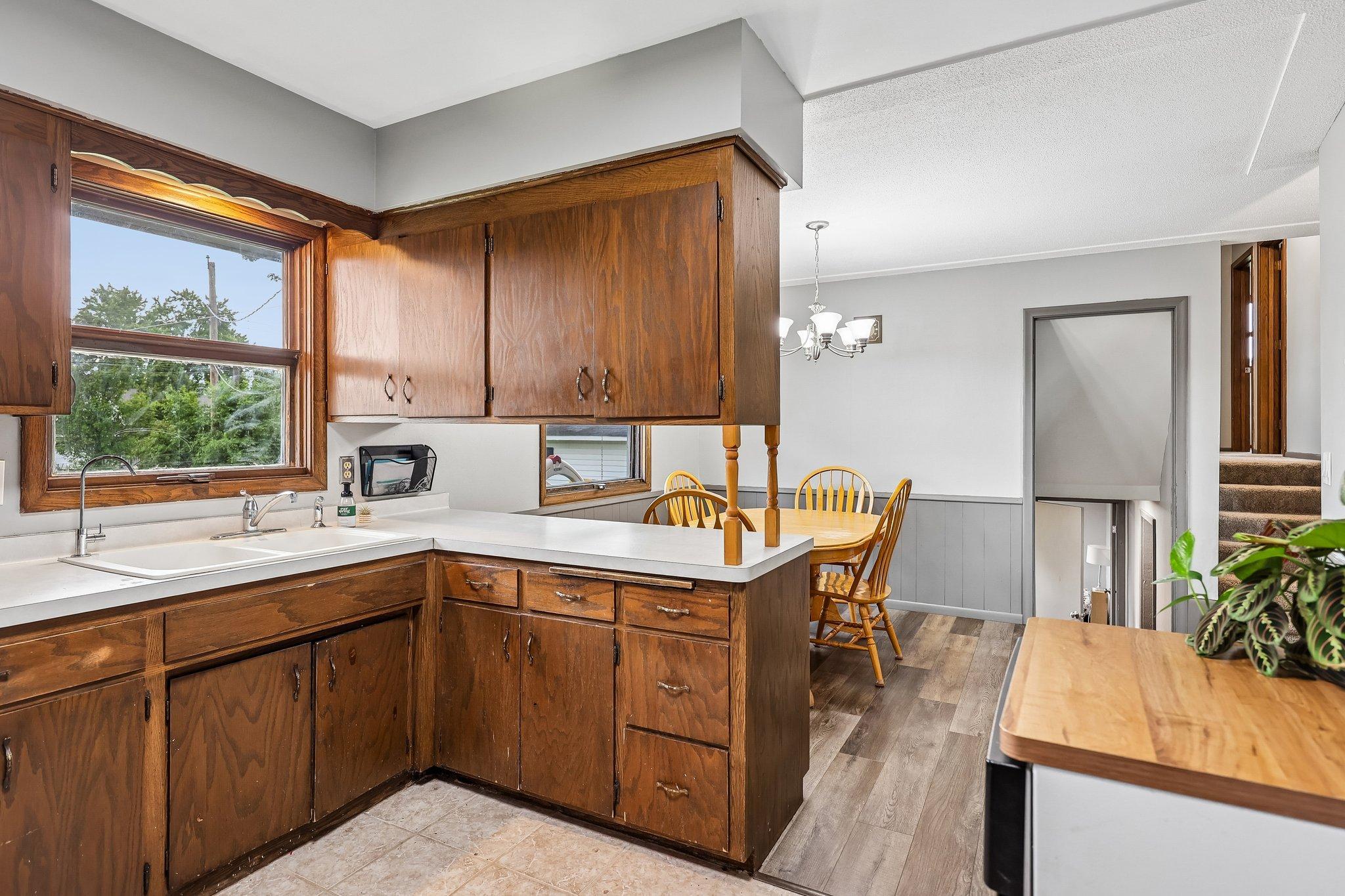 1720 69th Avenue N Property Photo 14