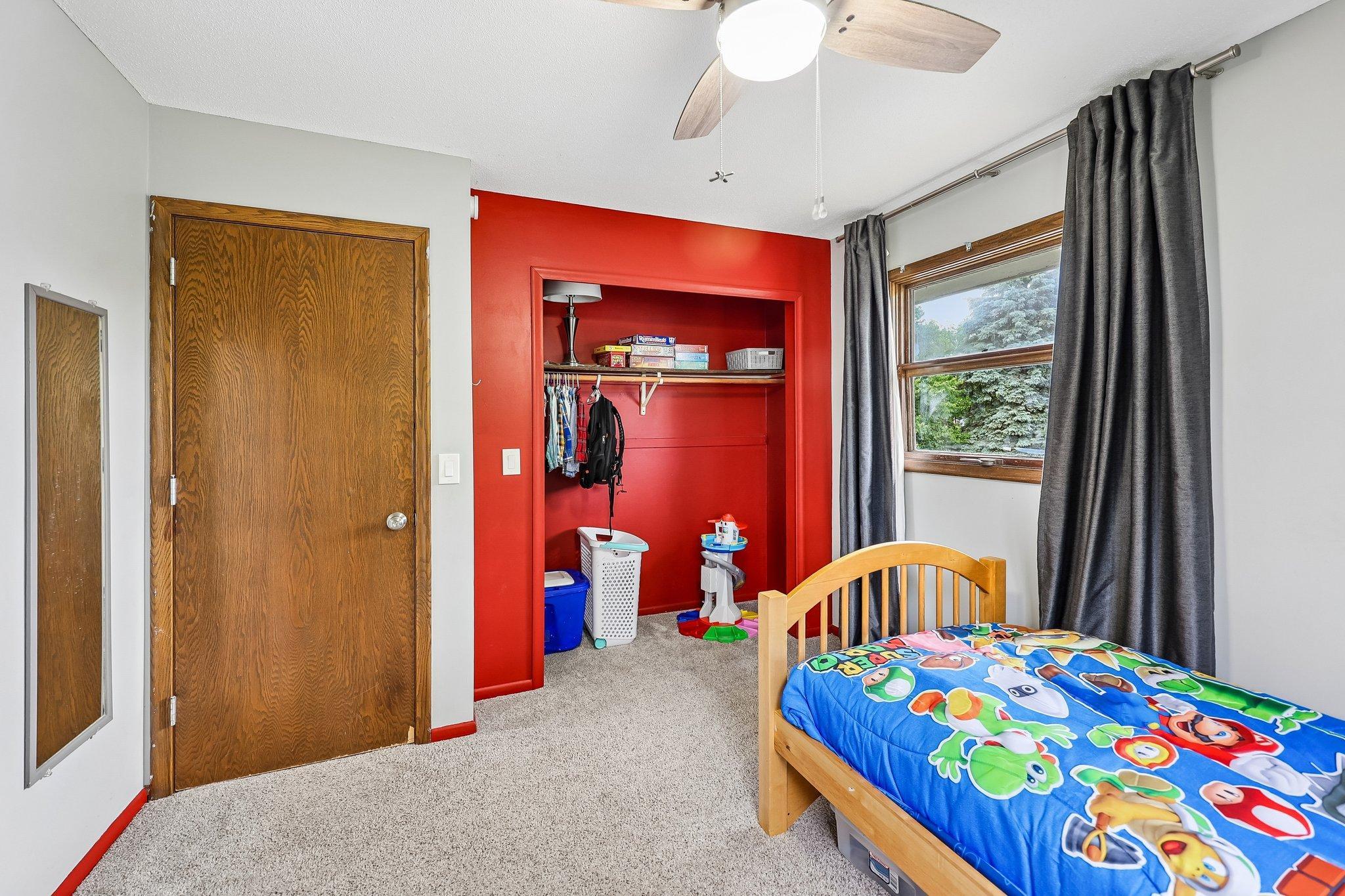 1720 69th Avenue N Property Photo 19