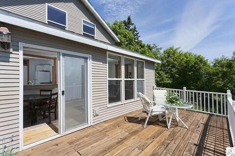 24 S Cascade Street Property Photo 5