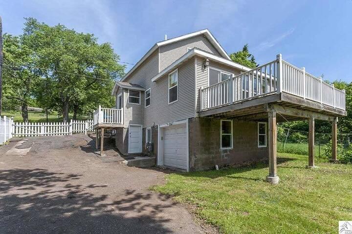 24 S Cascade Street Property Photo 6