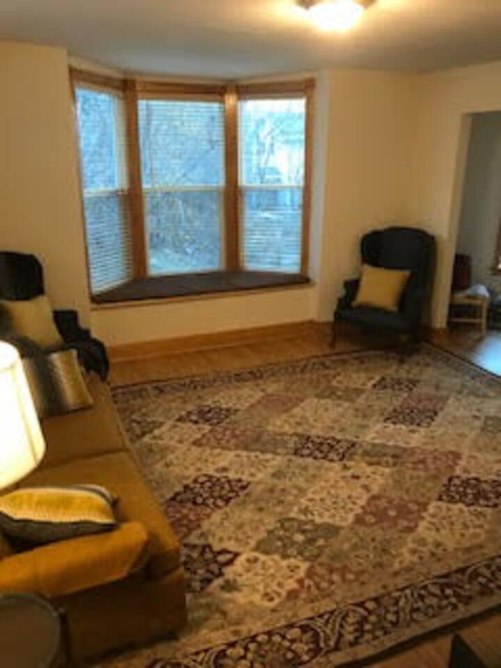 24 S Cascade Street Property Photo 8
