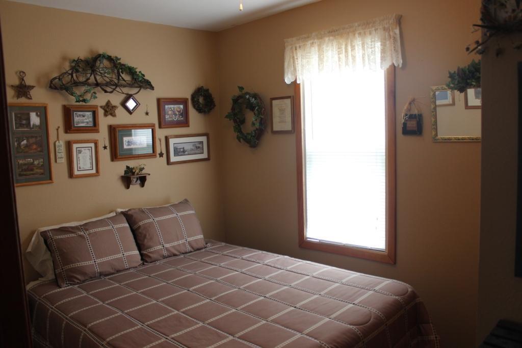 115 Soo Avenue E Property Photo 13