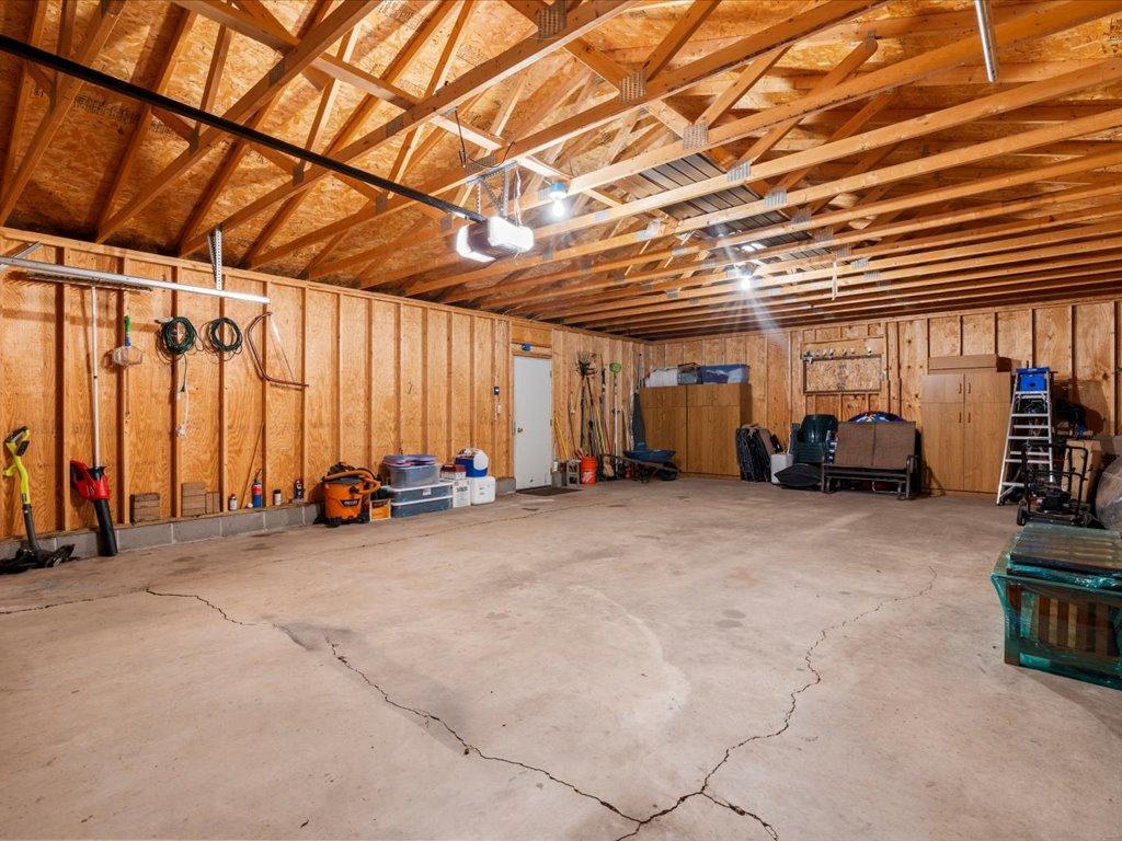 6485 Lendee Drive Property Photo 27