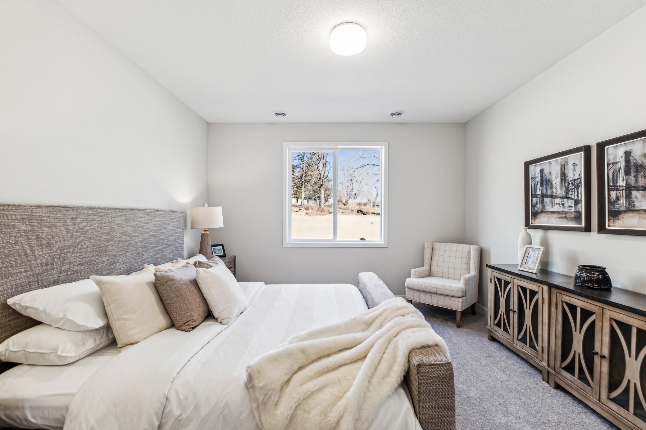 1105 Compton Avenue Property Photo 39