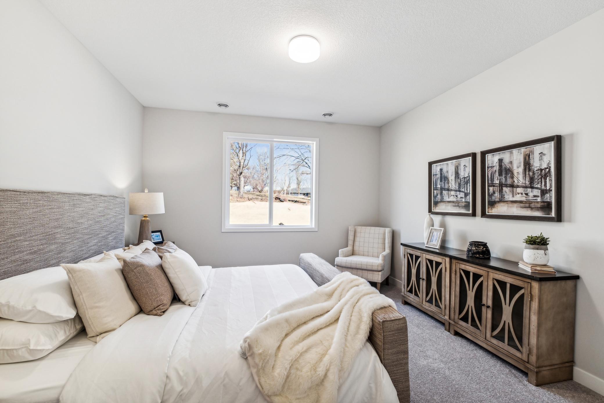 1105 Compton Avenue Property Photo 40