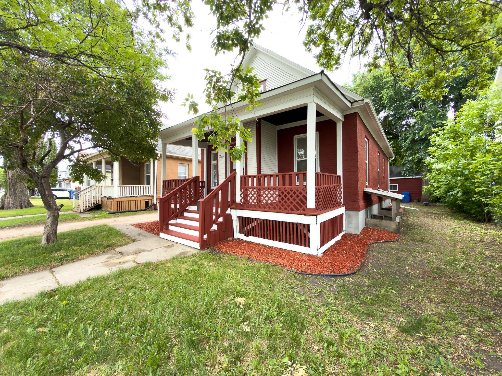 1346 1st Avenue S Property Photo 2