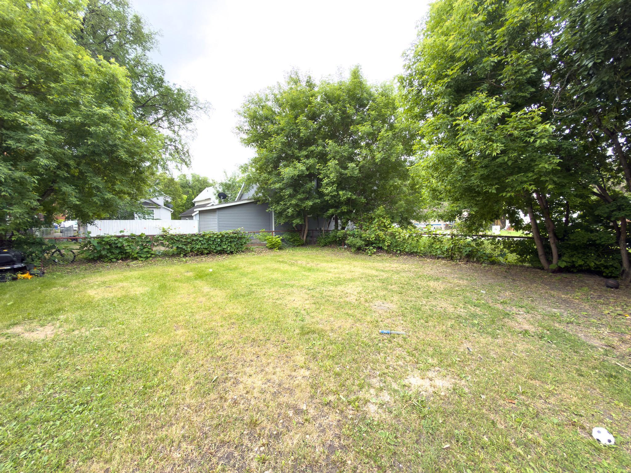 1346 1st Avenue S Property Photo 24