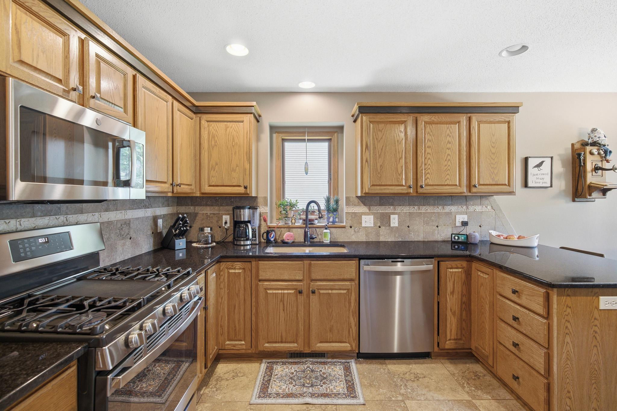 1576 La Mar Drive Property Photo 11
