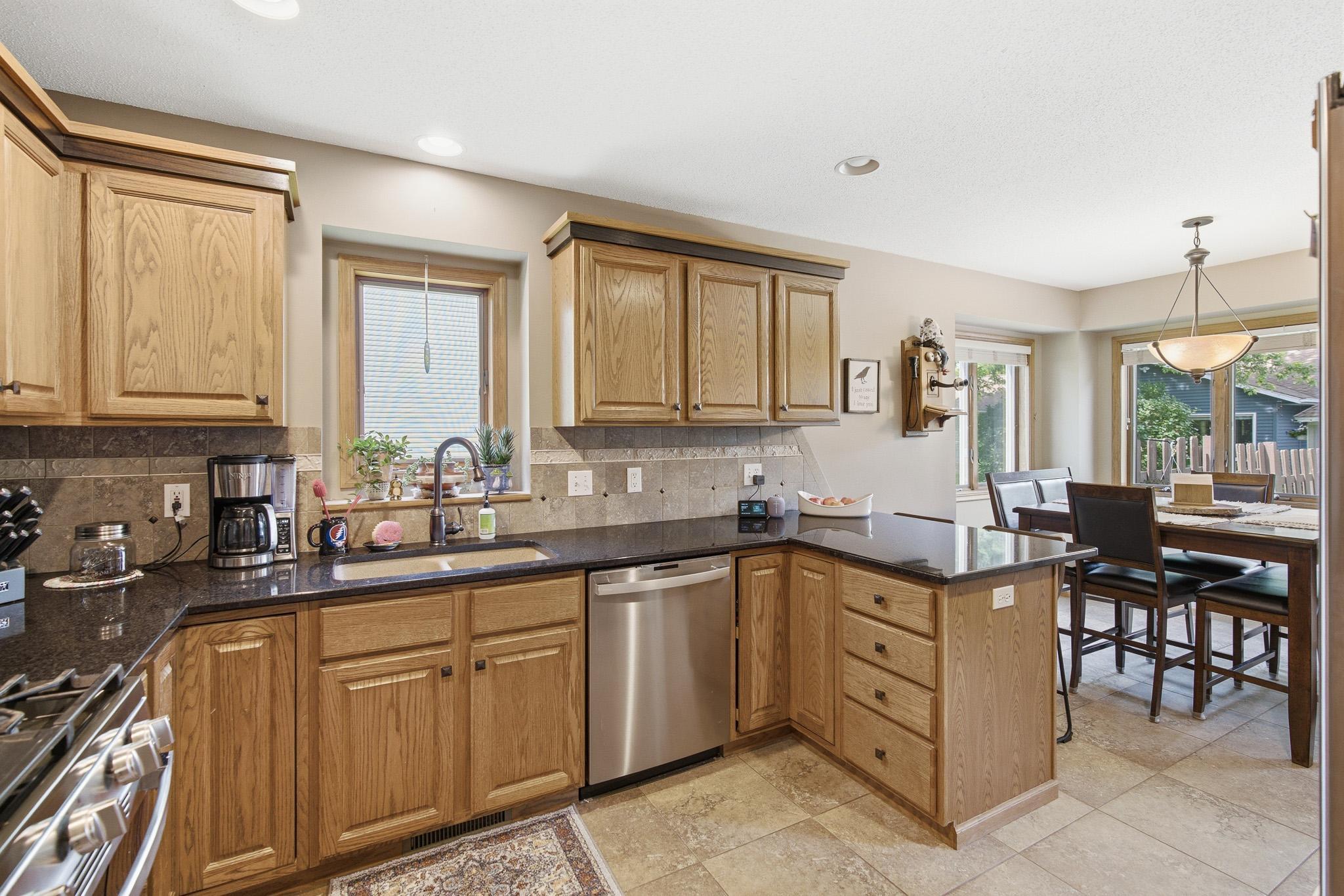 1576 La Mar Drive Property Photo 12