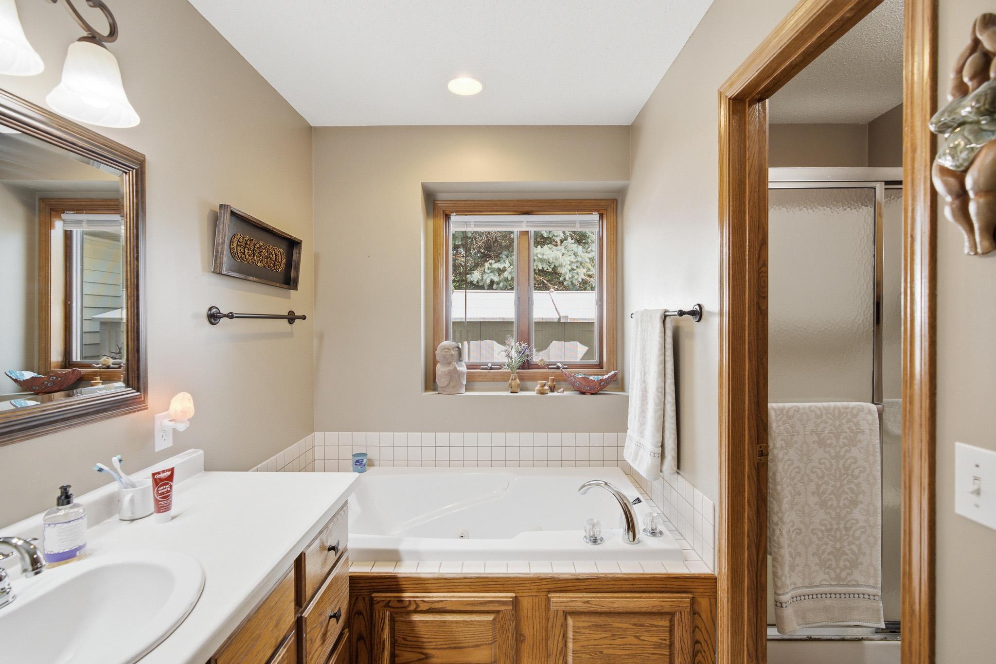 1576 La Mar Drive Property Photo 15